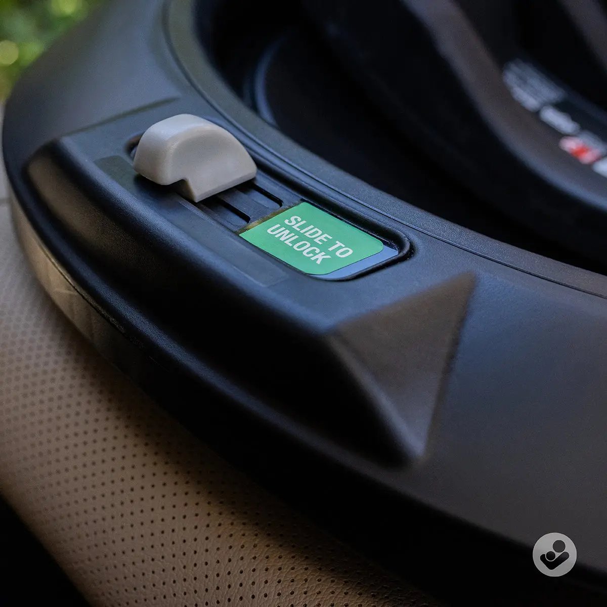 Maxi-Cosi Raia 360 LX Rotating Car Seat