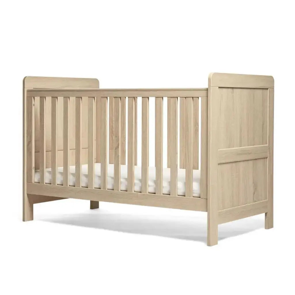 Mamas & Papas Atlas Cot bed