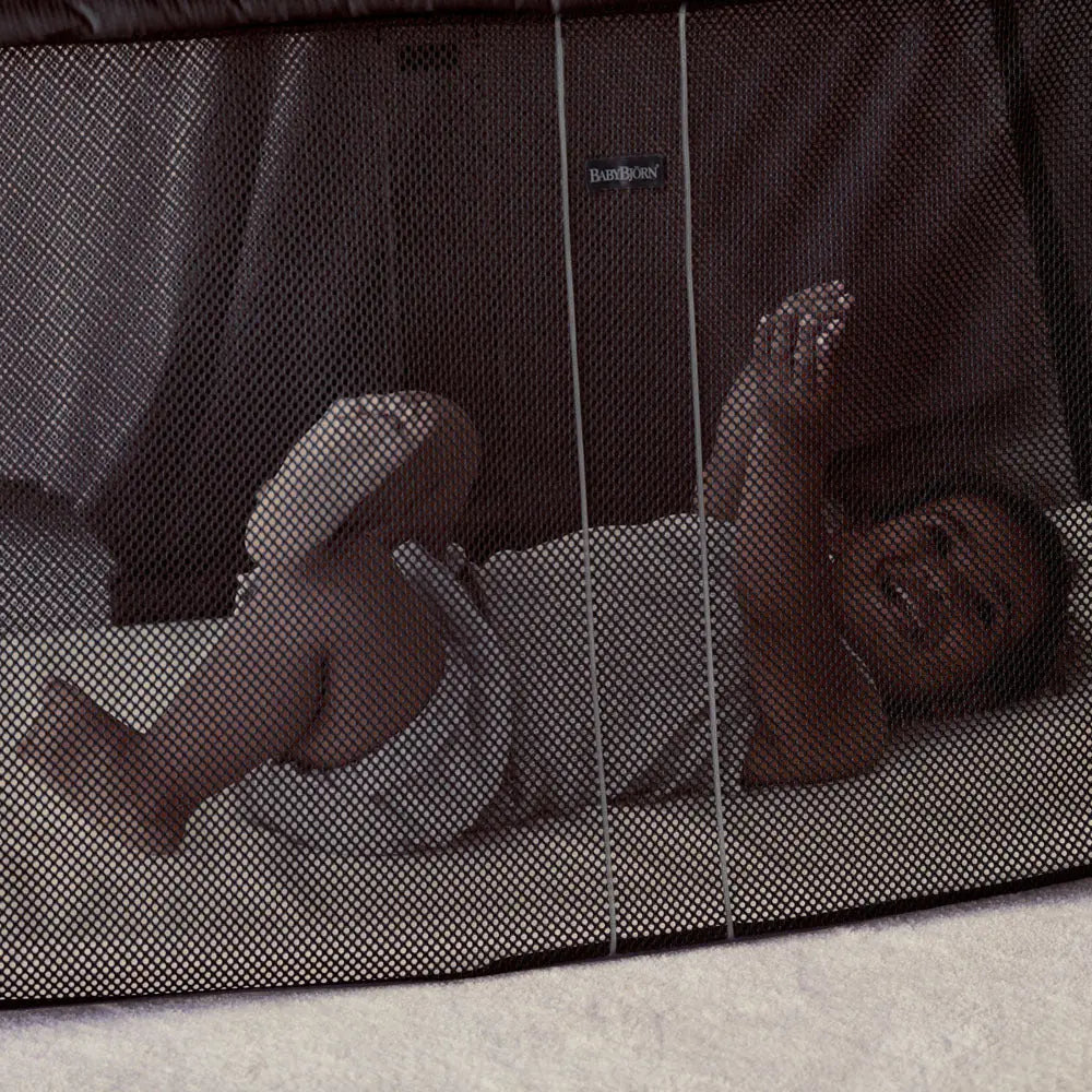 BabyBjorn Travel Cot Easy Go