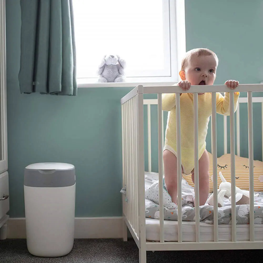 Tommee Tippee Twist & Click Nappy Disposal Bin