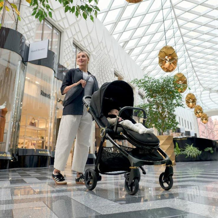 Mamas & Papas Strada Pram