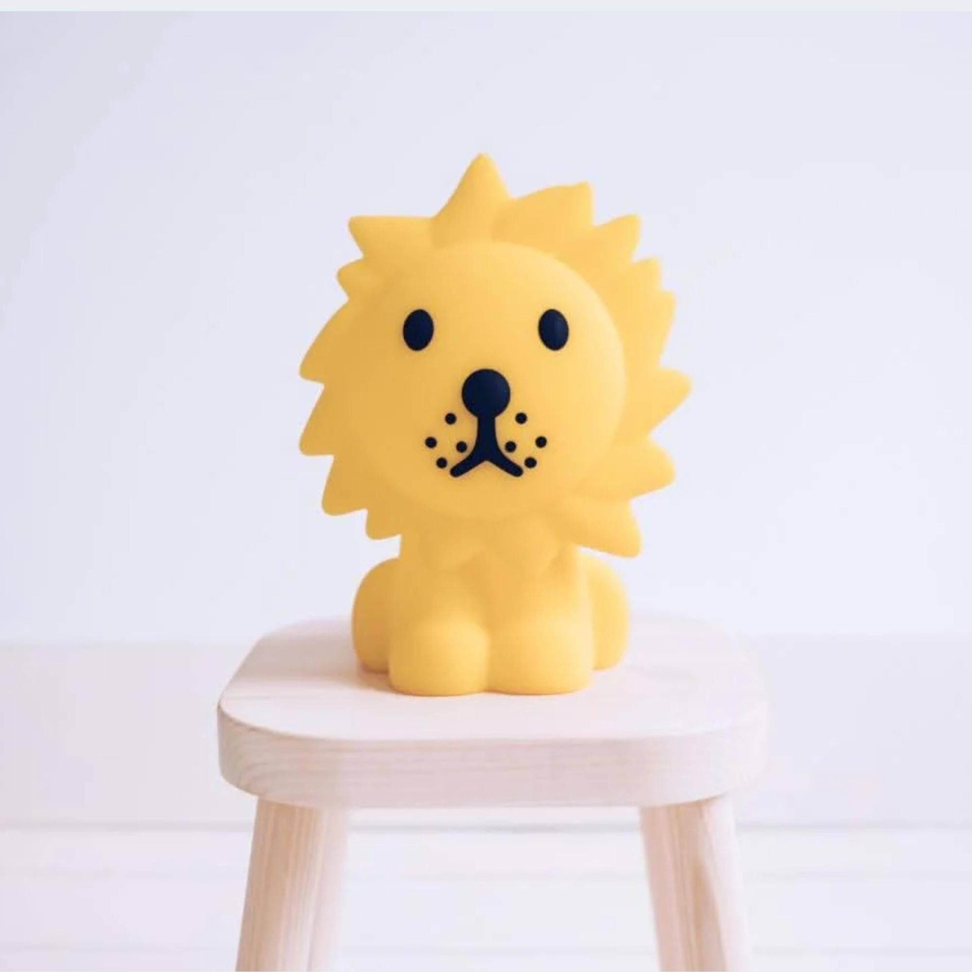 Mr Maria Lion First Light Lamp