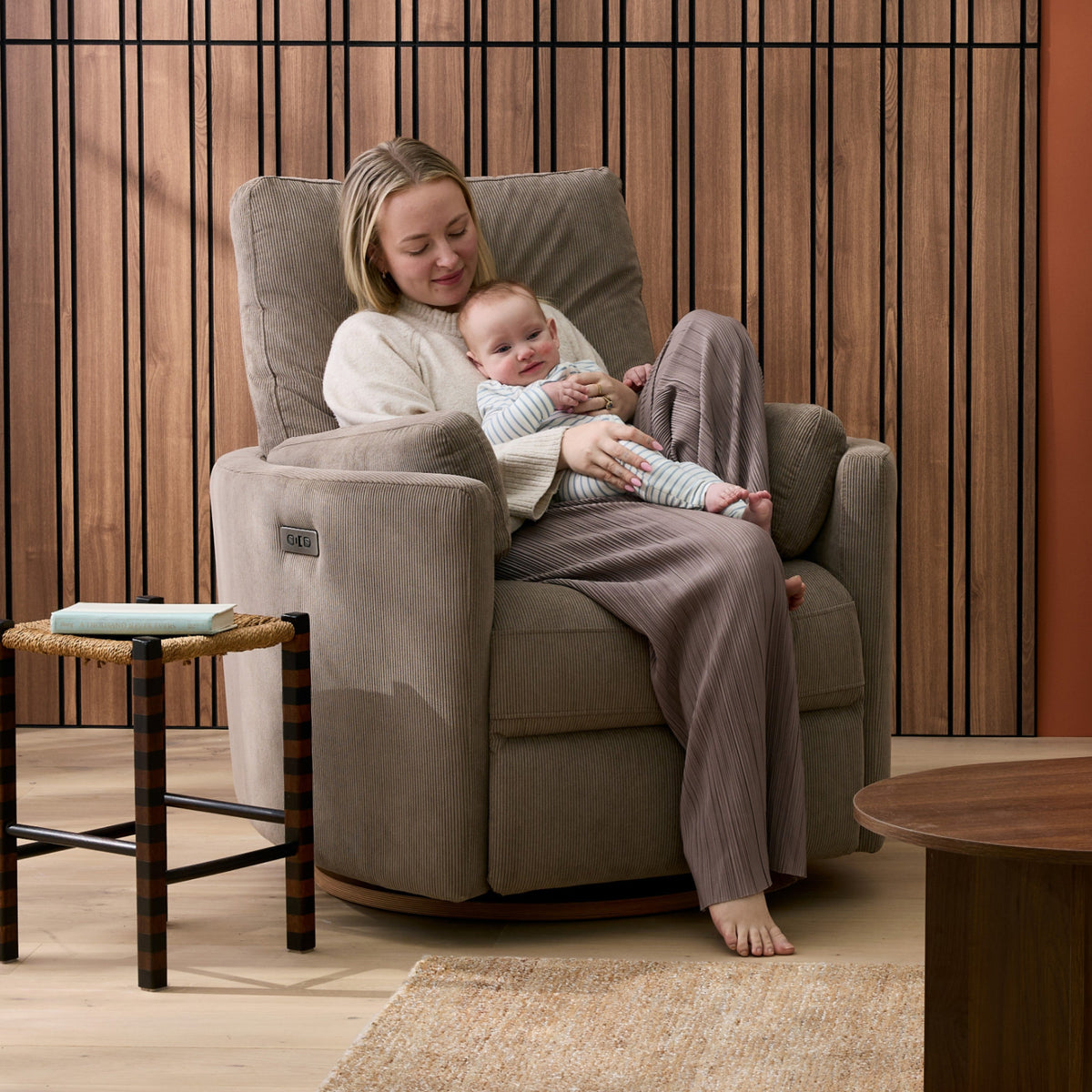 il Tutto Lola Mocha Corduroy nursing chair – rounded arms and support cushions