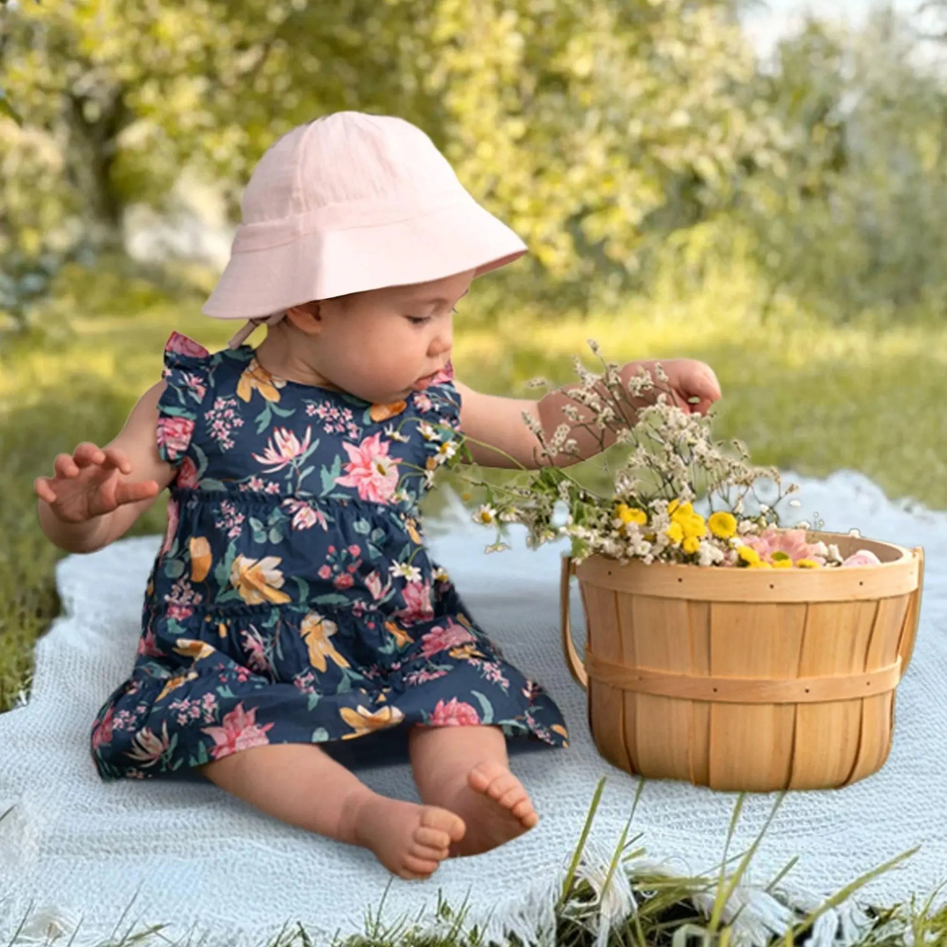 Toshi Bell Hat Sammy  