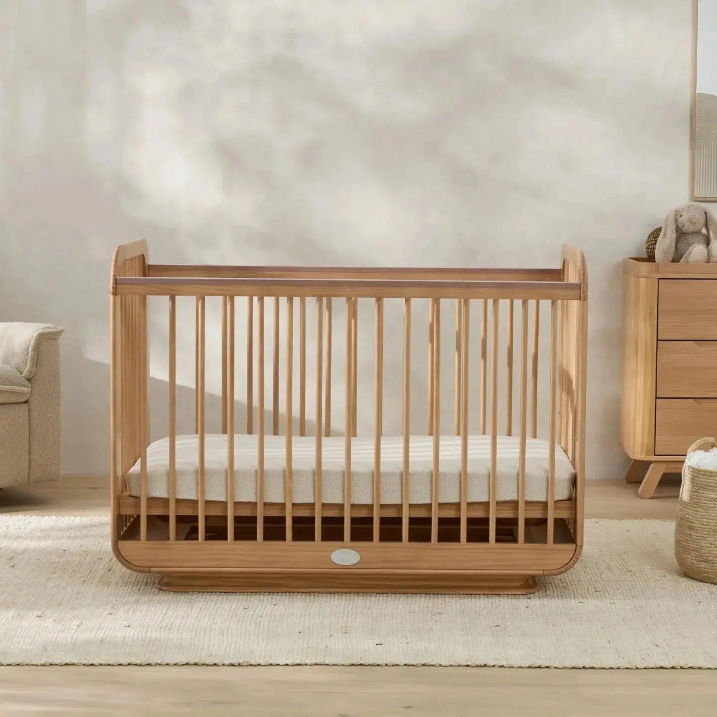 il Tutto Ollie Cot, Mattress, Dresser and Frankie Electric Nursing Chair Package