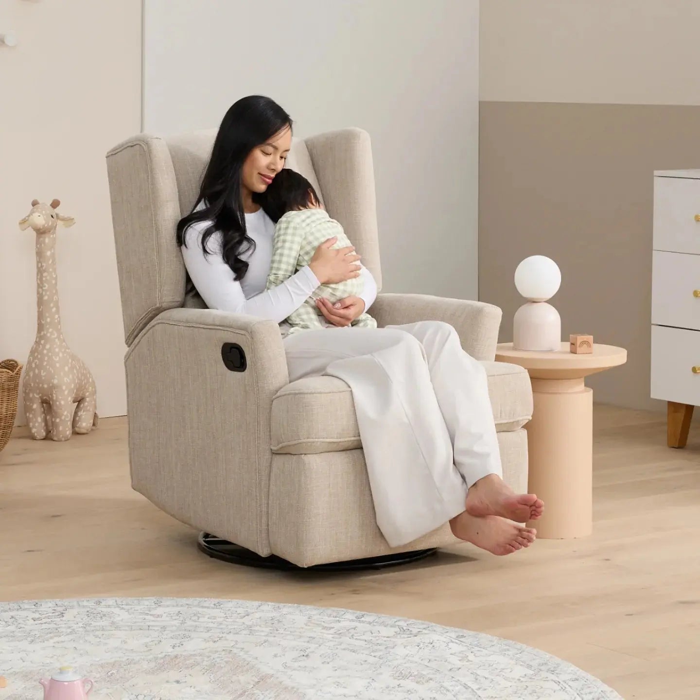 Il Tutto Chelsea Recliner Glider Nursery Chair  