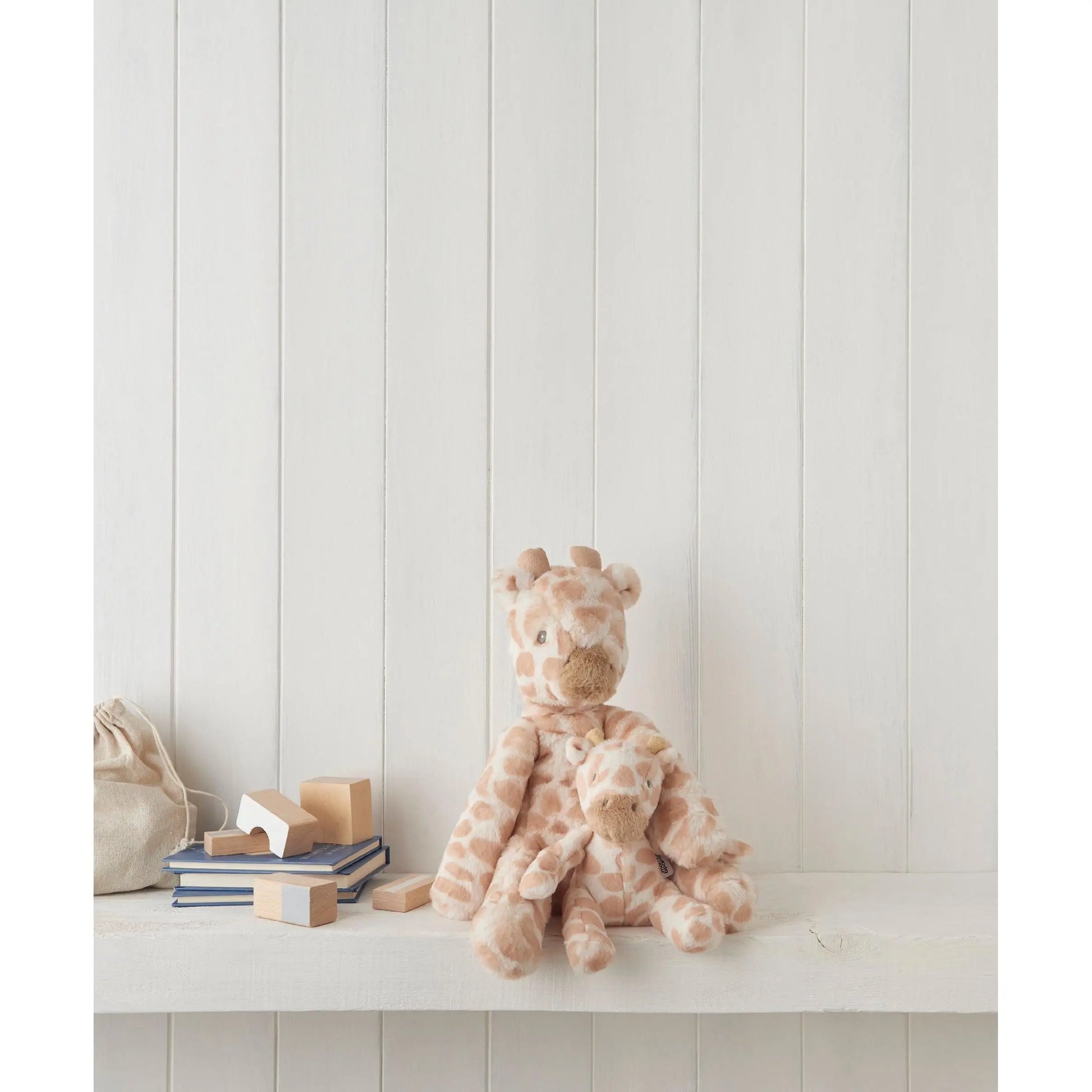 Welcome to the World Small Beanie Toy - Giraffe