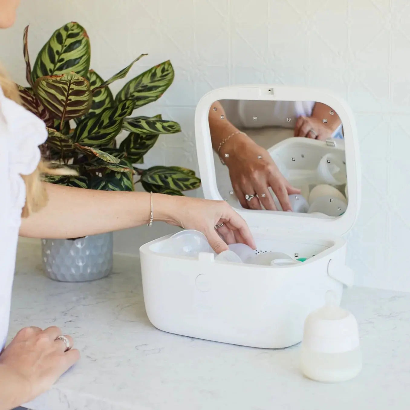 59s UV Multi-Purpose Sterilisation Cabinet - White