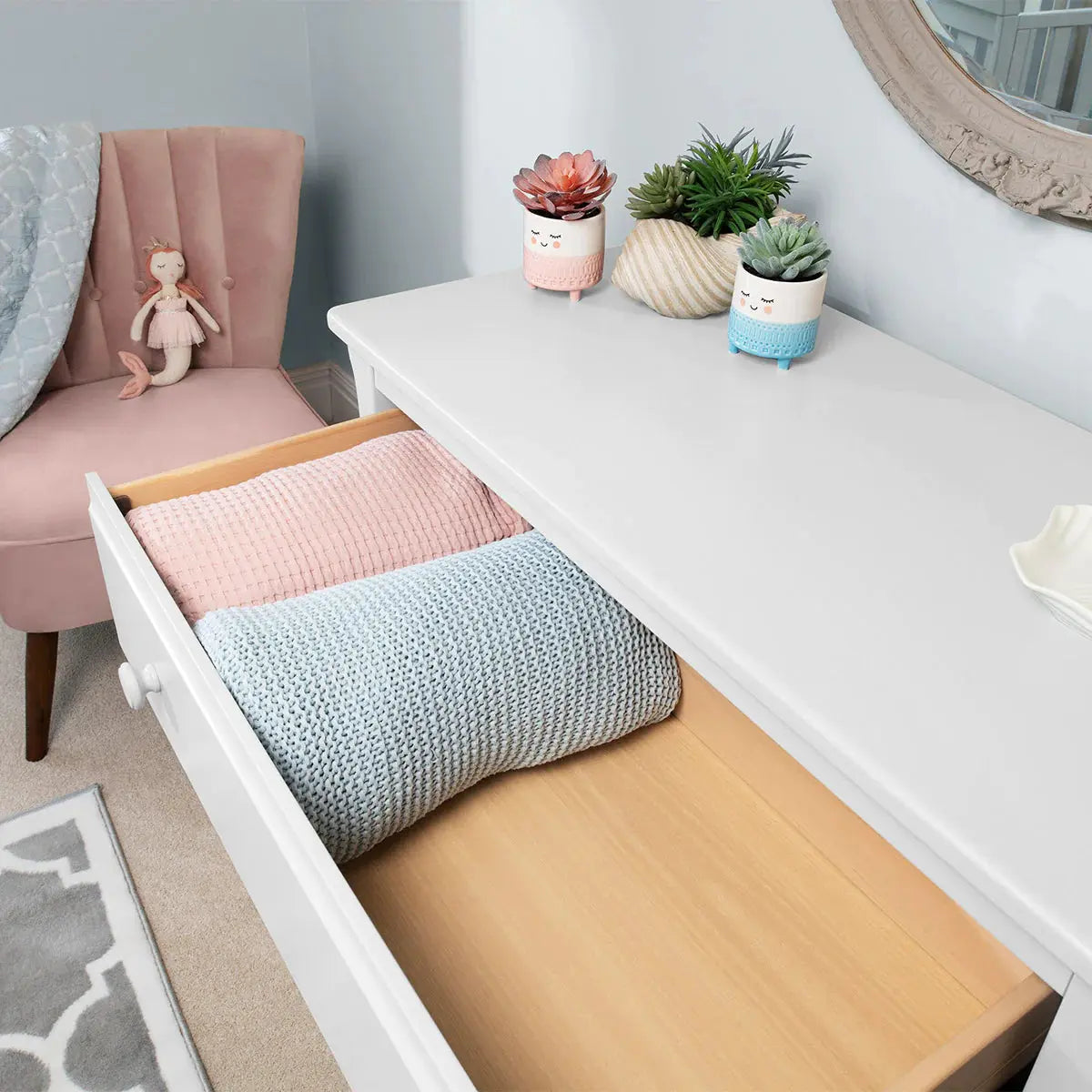 Boori Sleigh 3 Drawer Chest Smart Assembly  