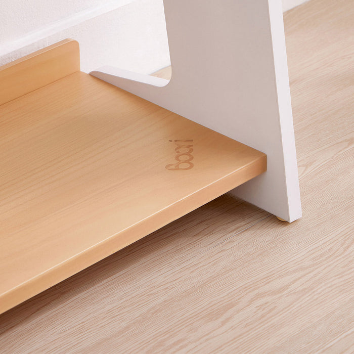 Oslo Bookshelf