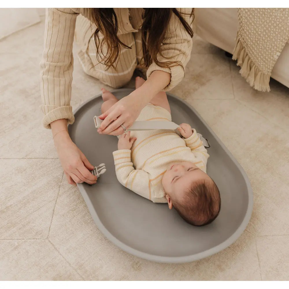 Bubble Cuddle Changing Mat - Grey