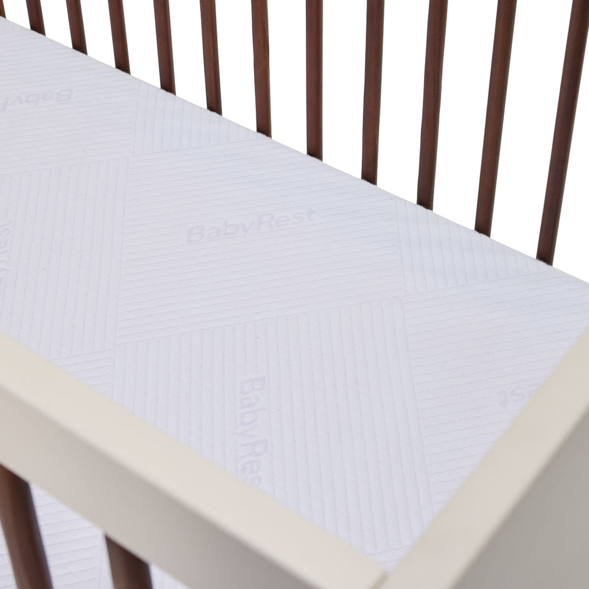 Babyrest Hugo Cot tapered leg detail