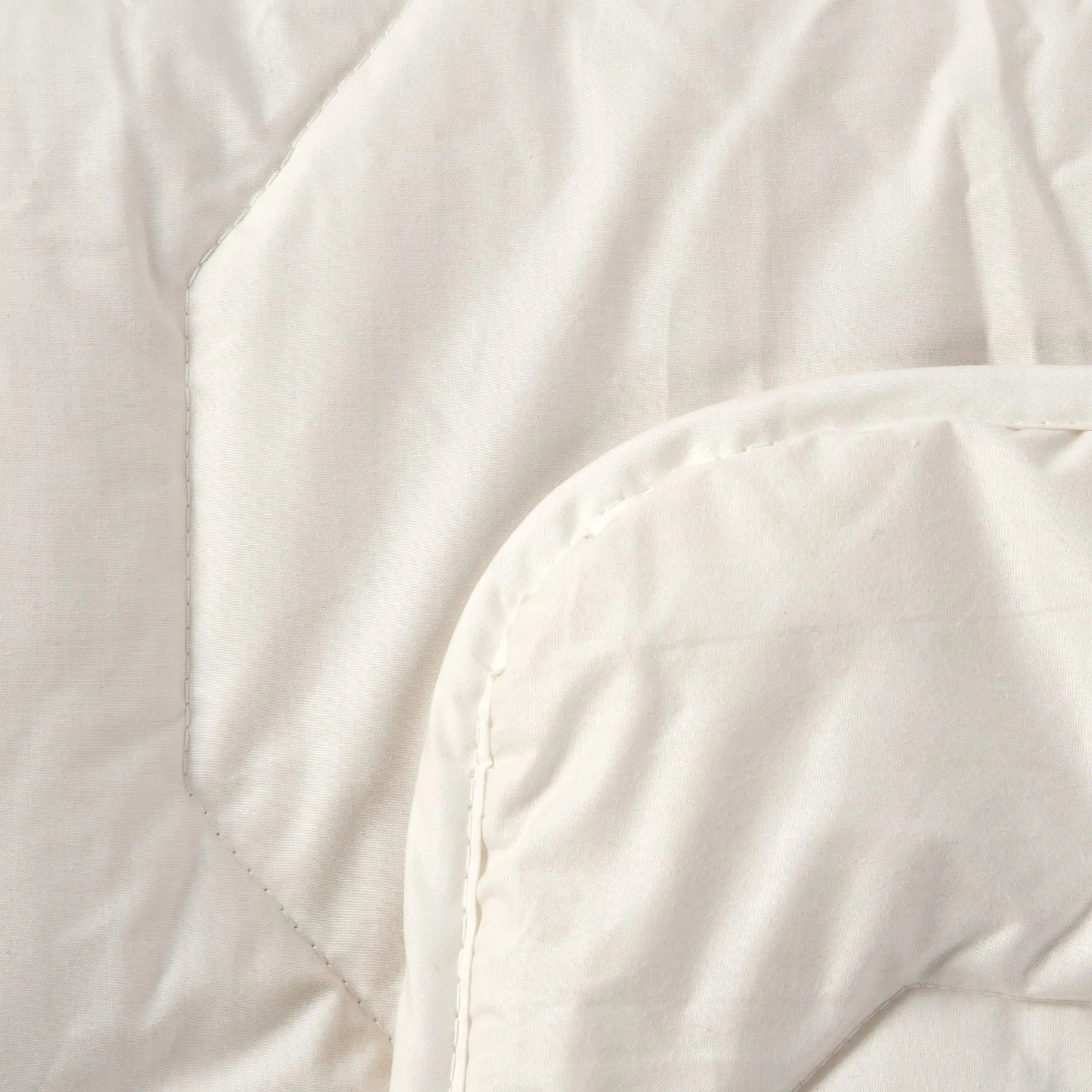 Cot Quilt - Wool Filled