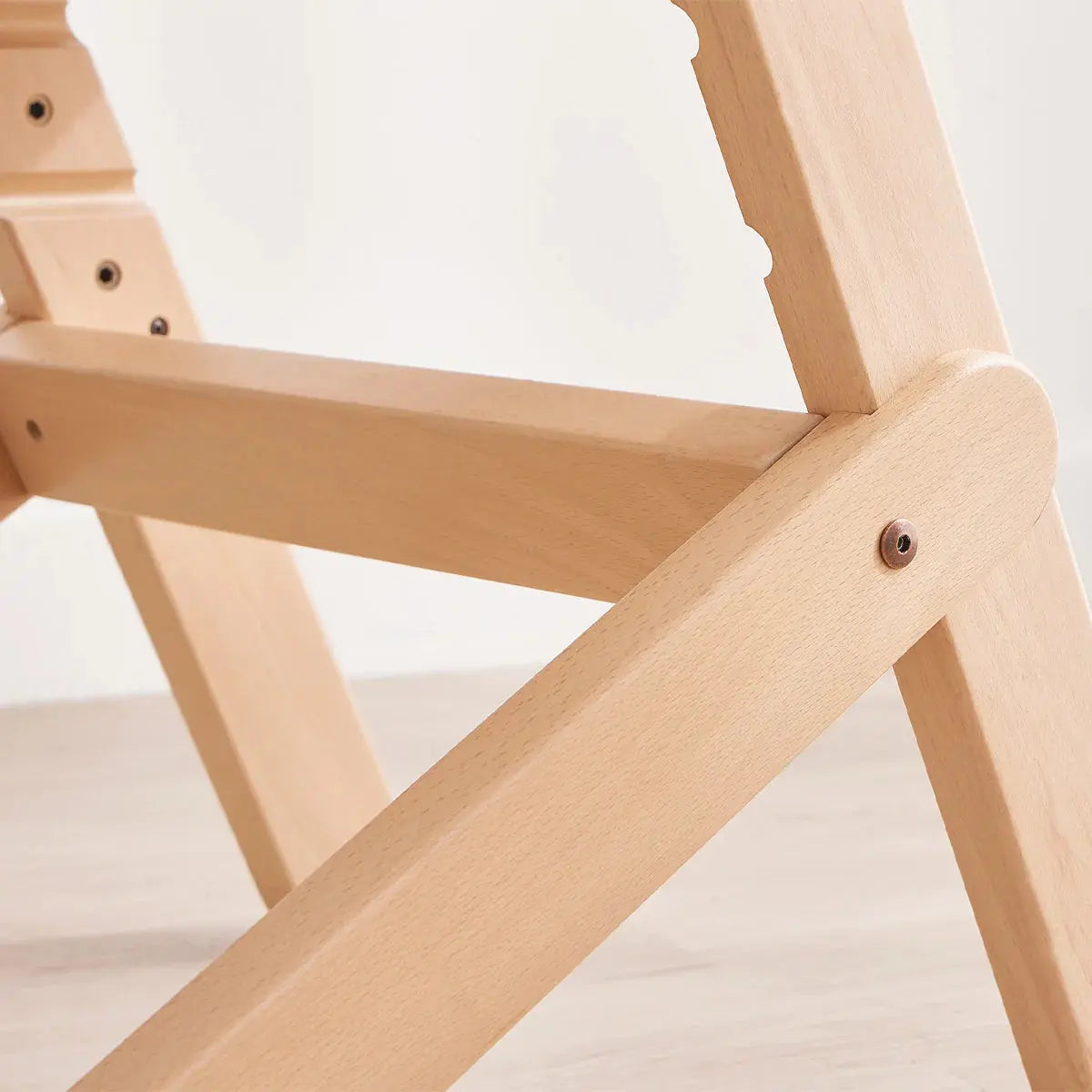 Boori Neat Highchair (cushion + insert included)