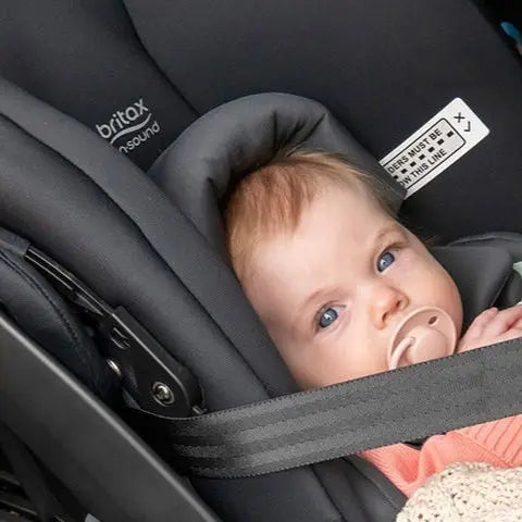 Britax Safe-n-Sound B-Pod Go Baby Capsule