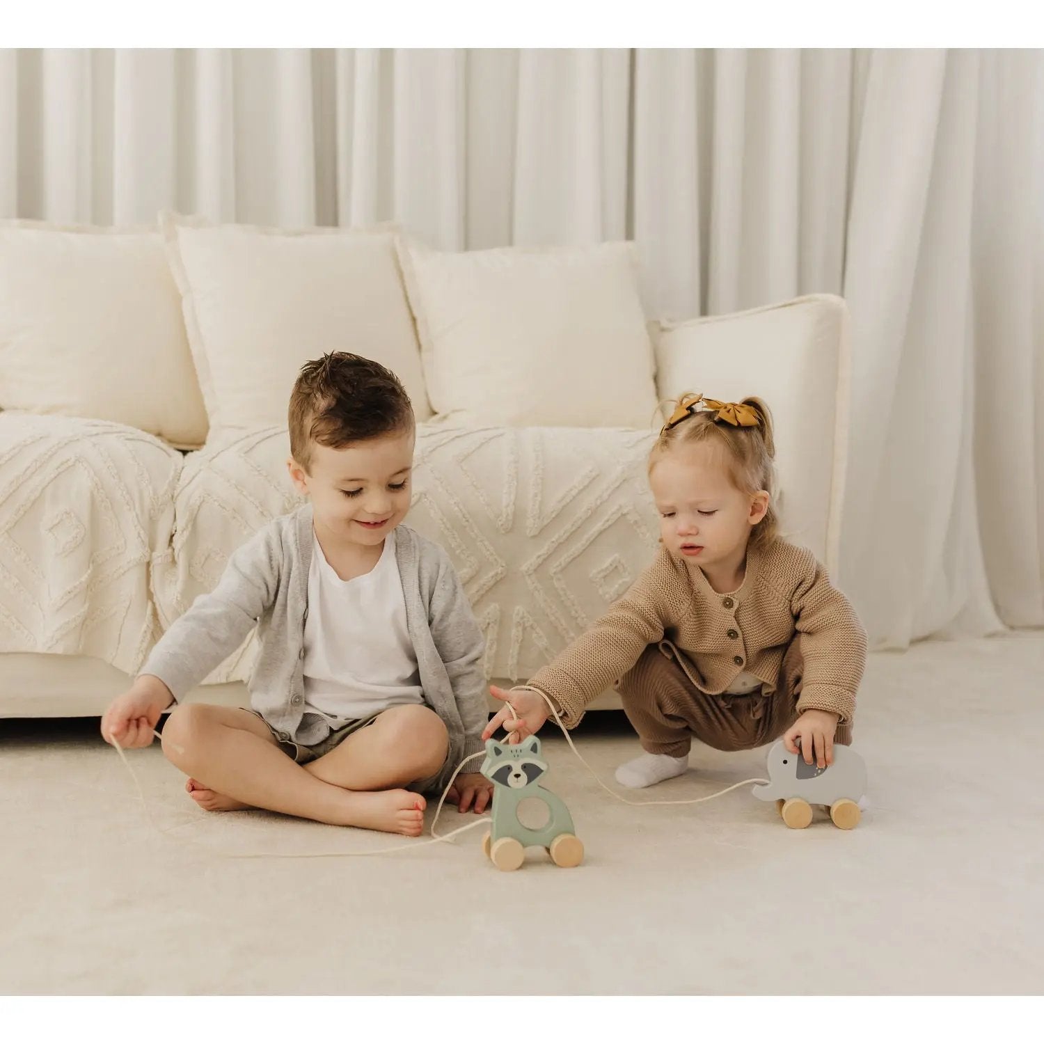 Bubble Wooden Elephant Pull Along Toy