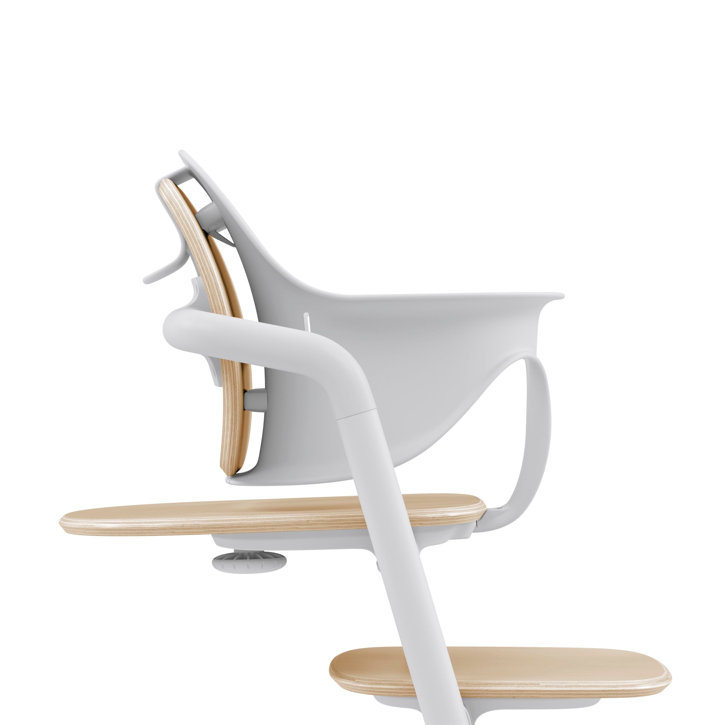 Detail of the CYBEX LEMO Chair and Baby Set in Sand White