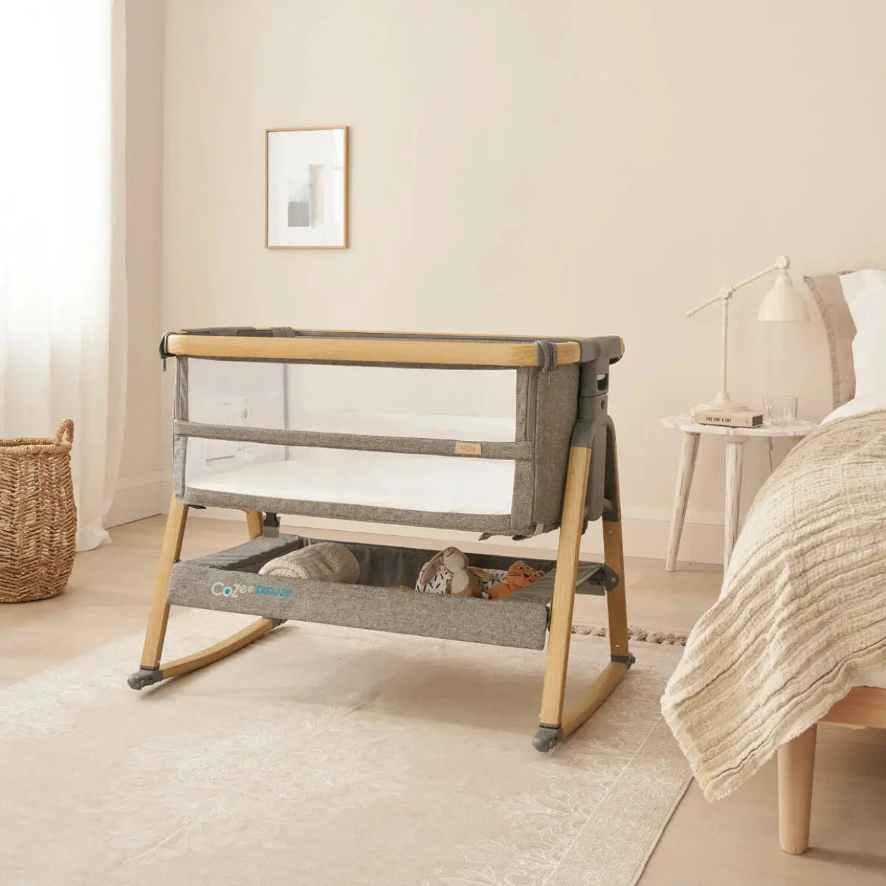 CoZee Breeze Plus Co-Sleeping Bassinet with Rocking Legs