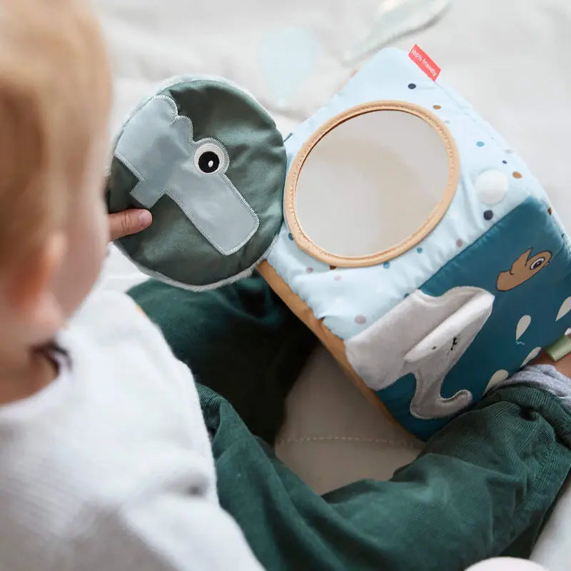 Done by Deer Discovery Cube