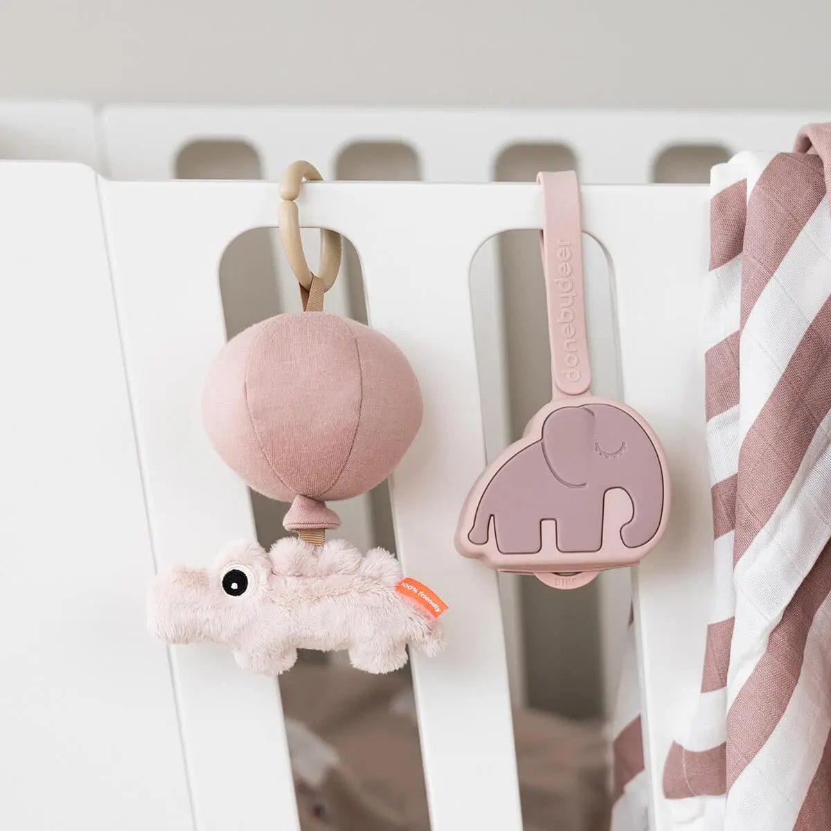 Done by Deer To-Go Friend - Croco