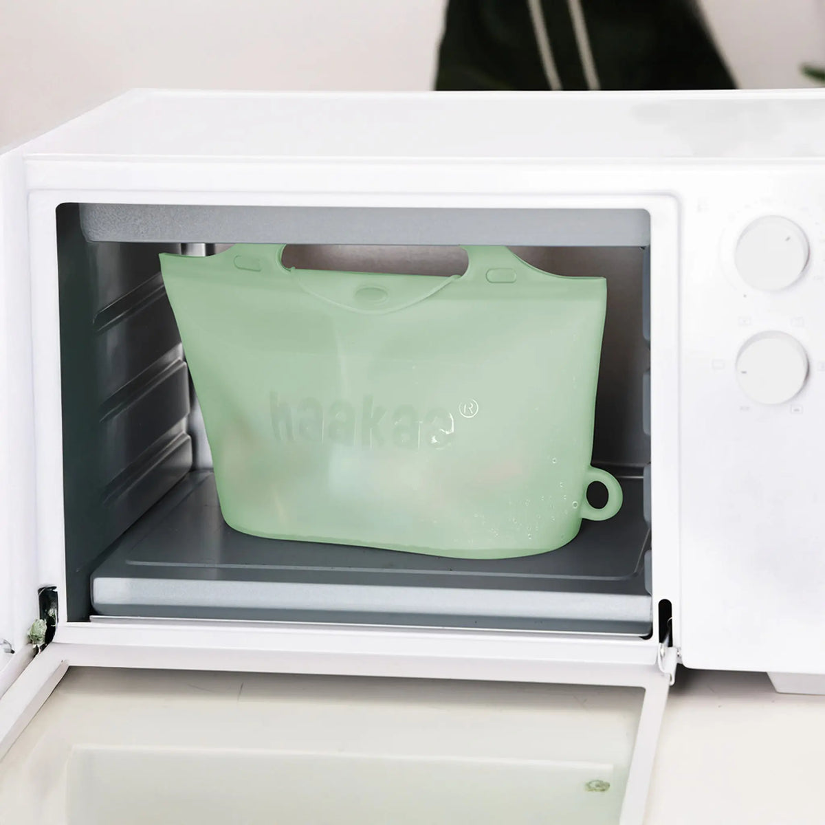 Express Collectr Haakaa On-the-go Express, Collect & Sterilise Pack – Baby Little Planet