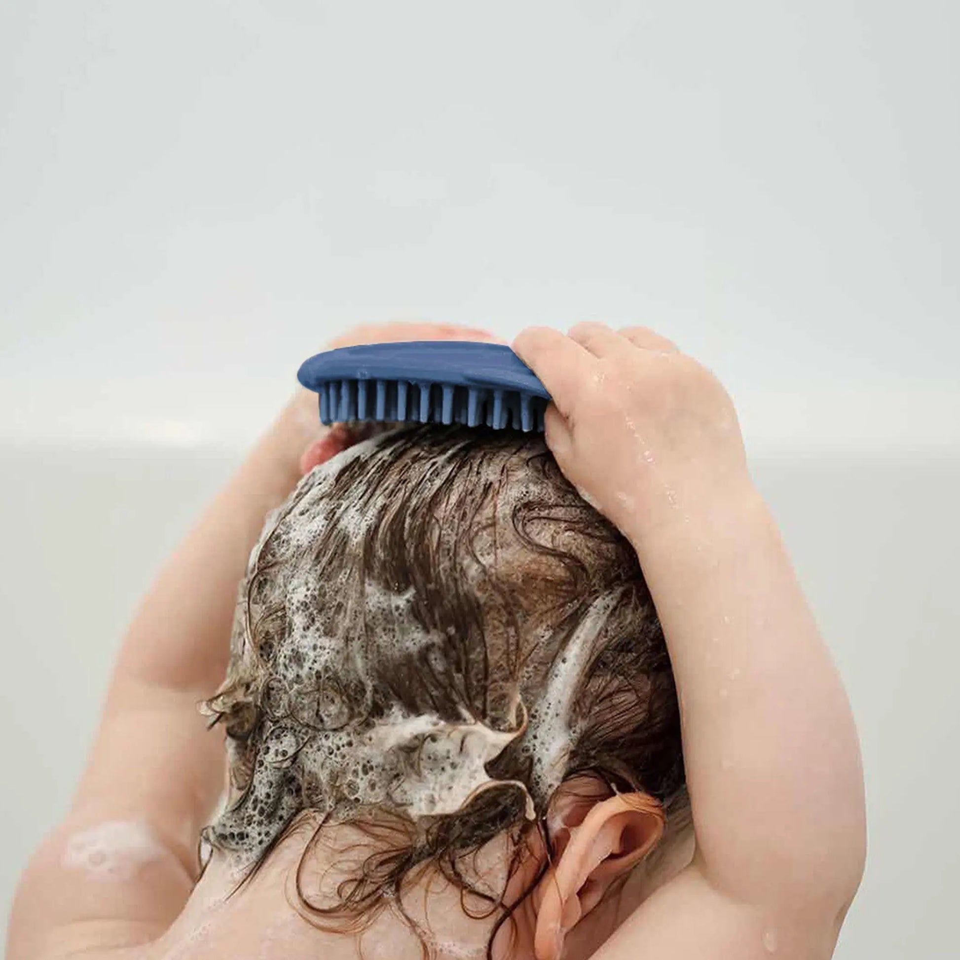 Haakaa Rainbow Silicone Shampoo Brush