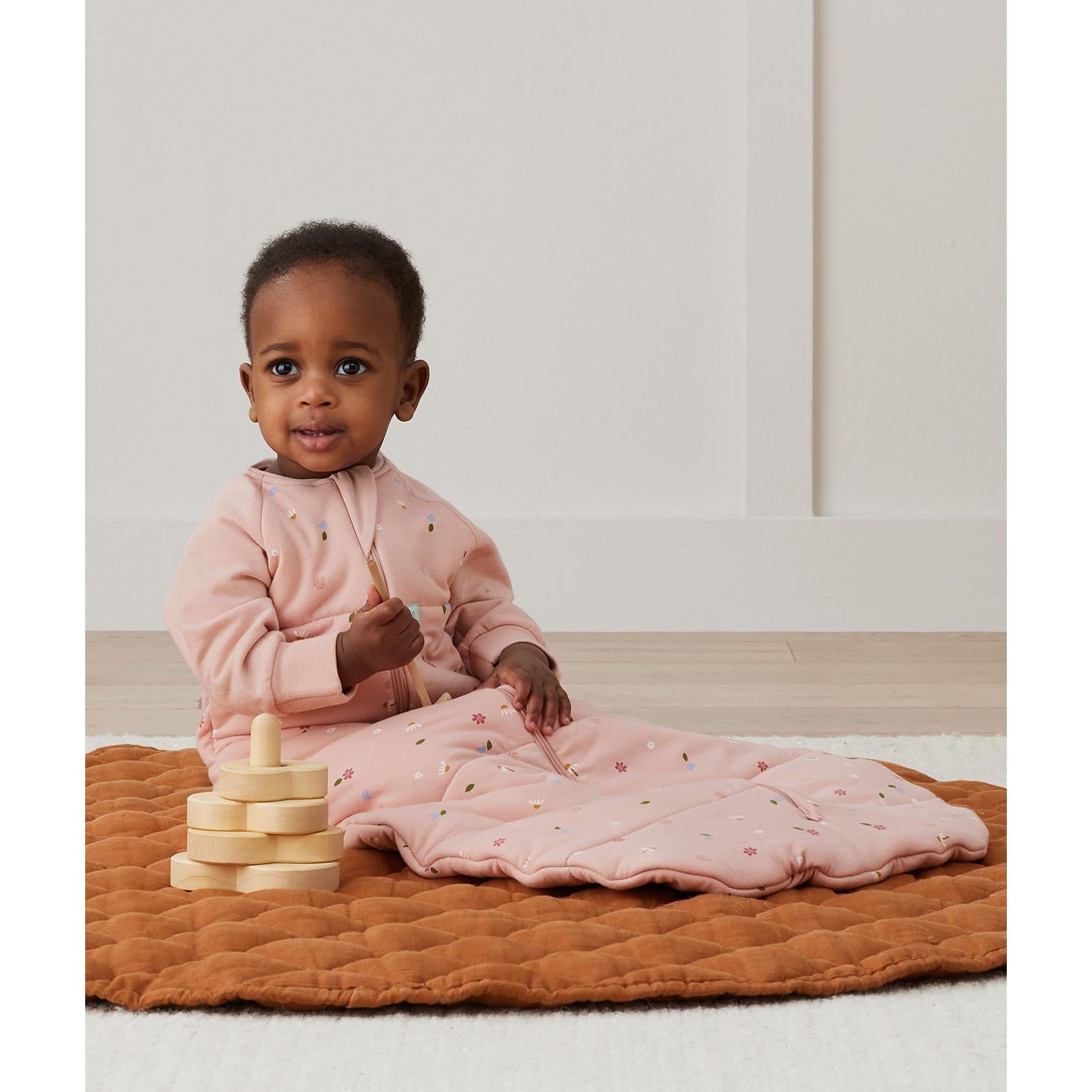 Sleeping Bag 2.5 TOG Sleeved Daisies