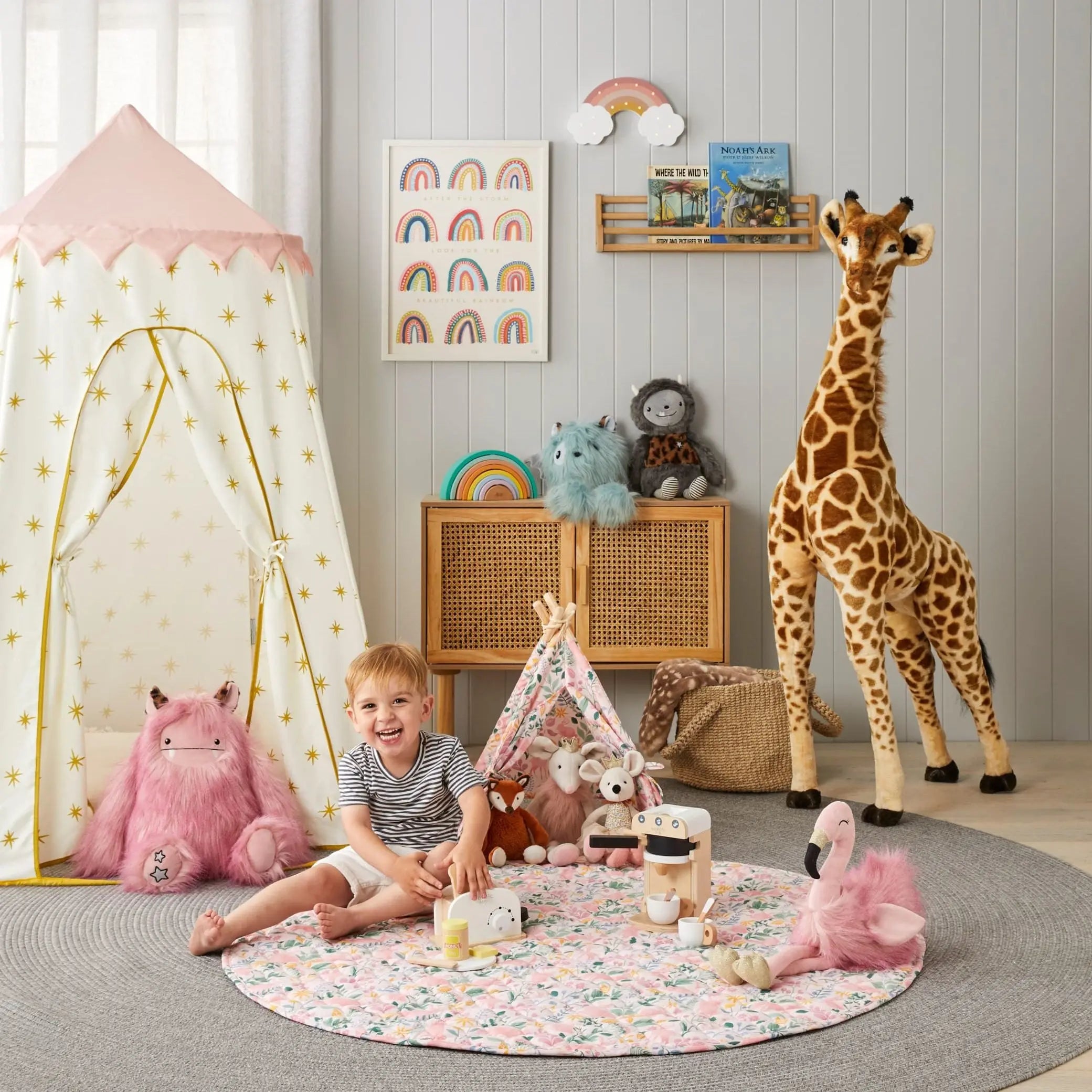 Jiggle & Giggle Giant Standing Giraffe