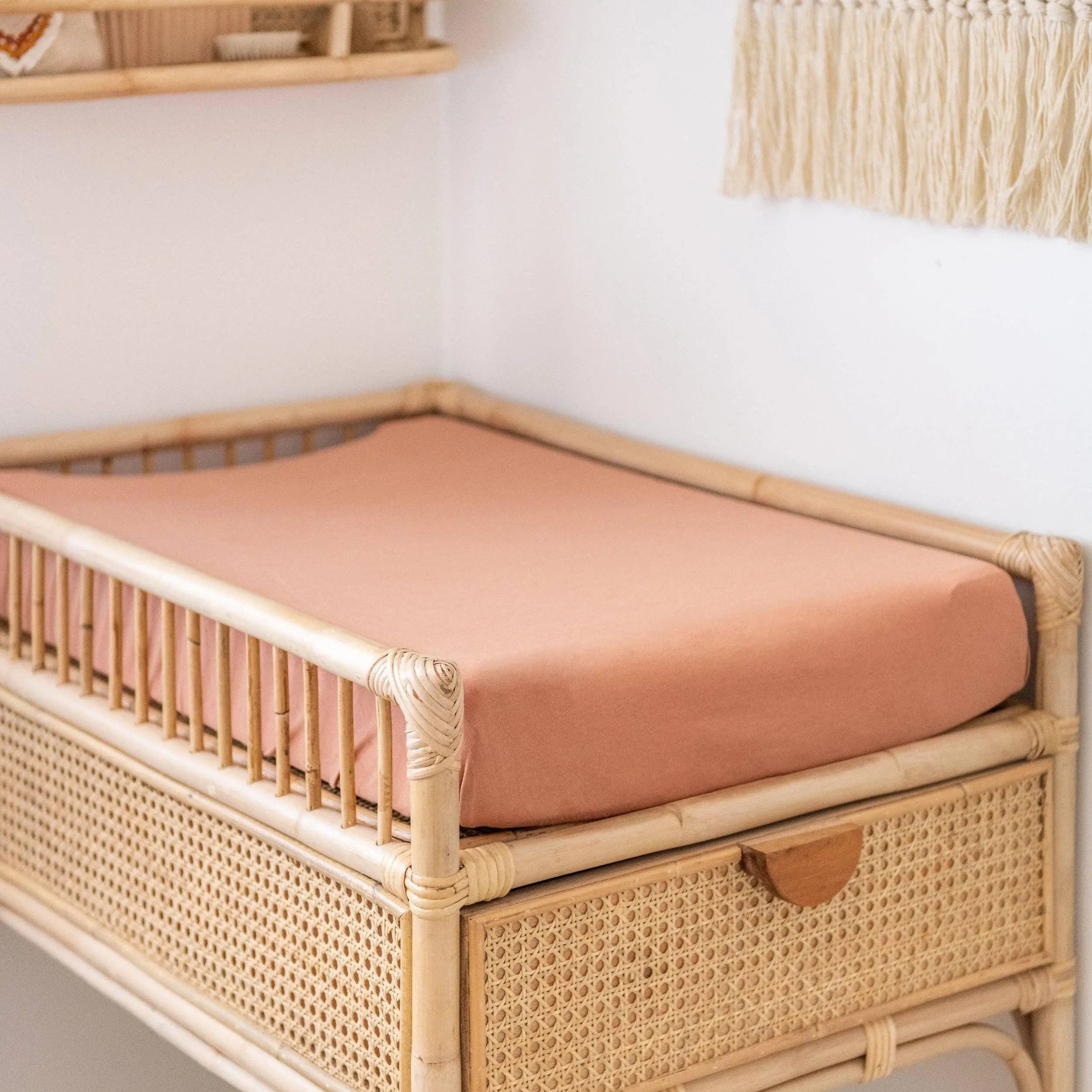 Kiin Baby Organic Change Pad/Bassinet Sheet - Blush