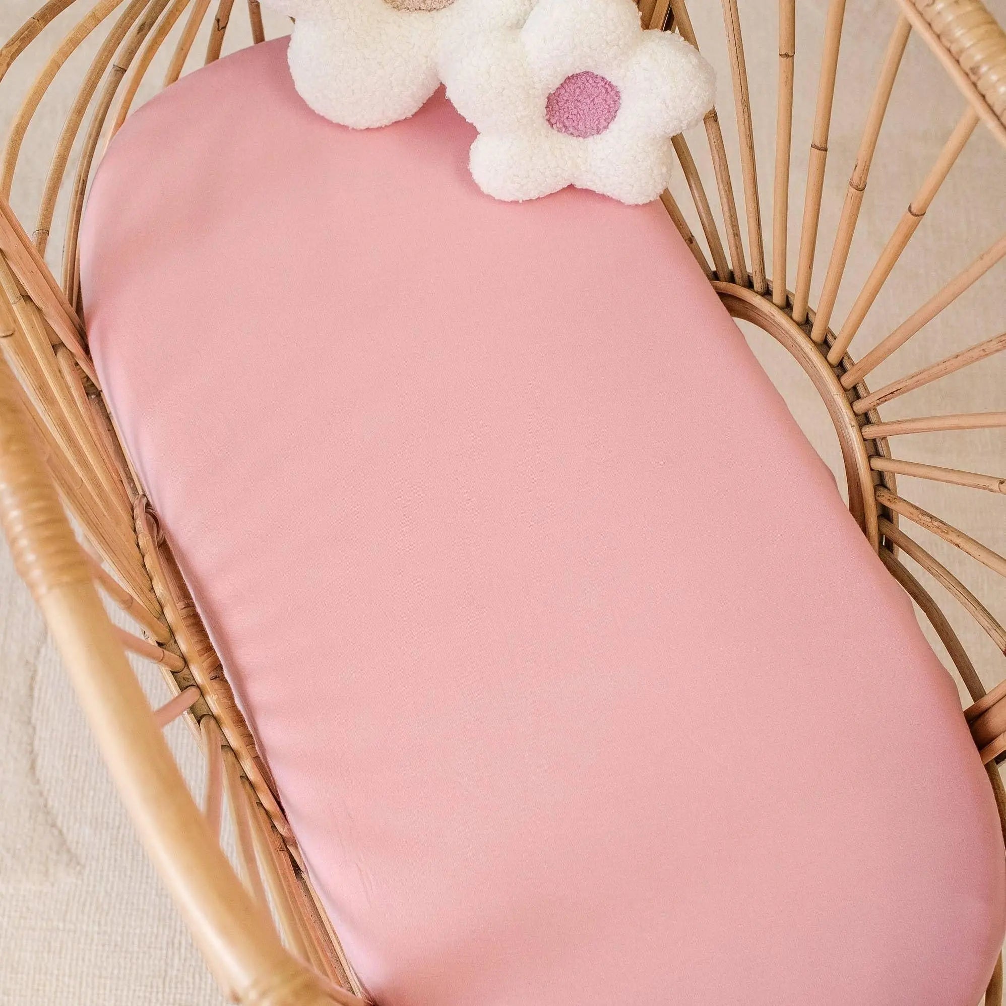 Kiin Baby Organic Change Pad/Bassinet Sheet - Rainbow Ivory Umber