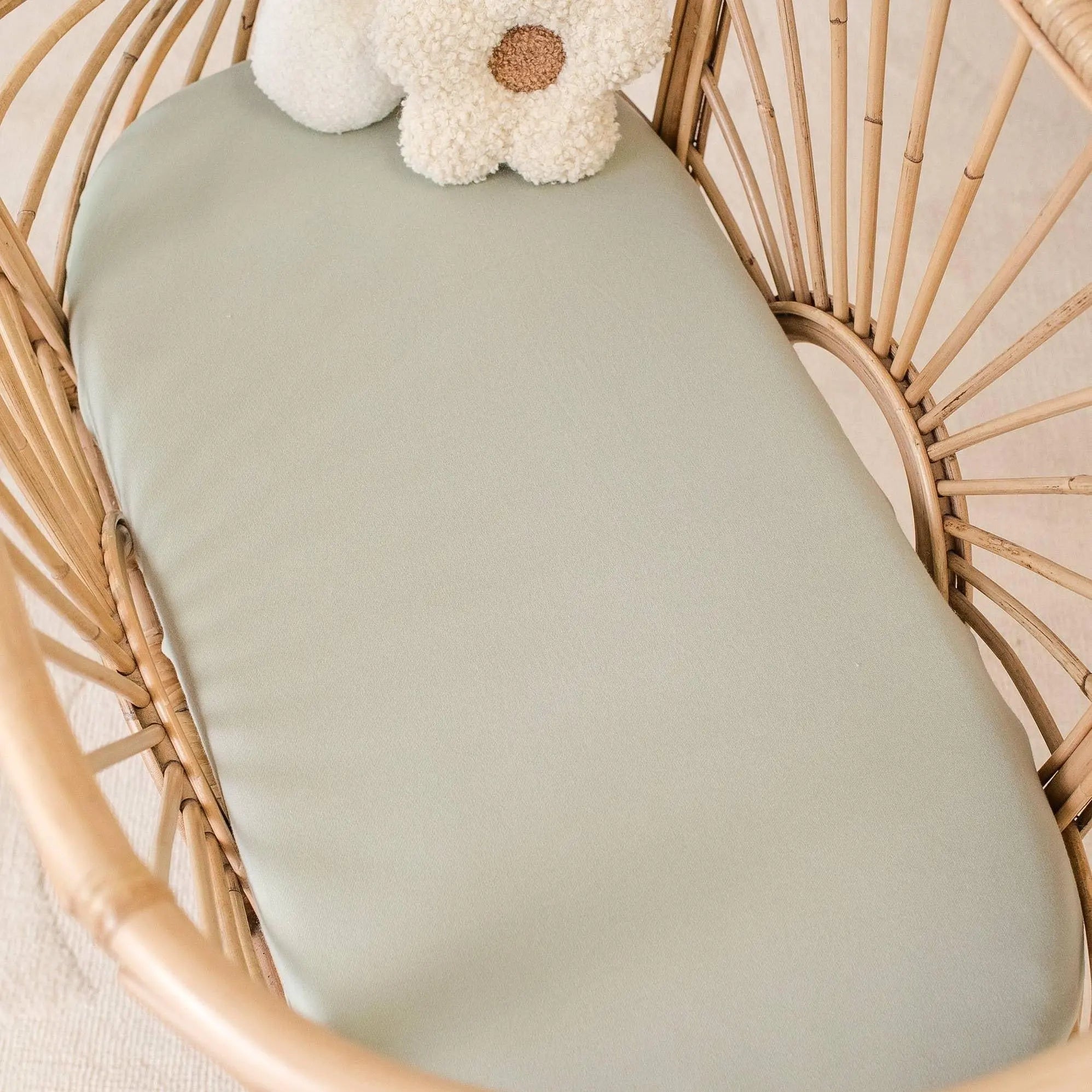 Kiin Baby Organic Change Pad/Bassinet Sheet - Sage