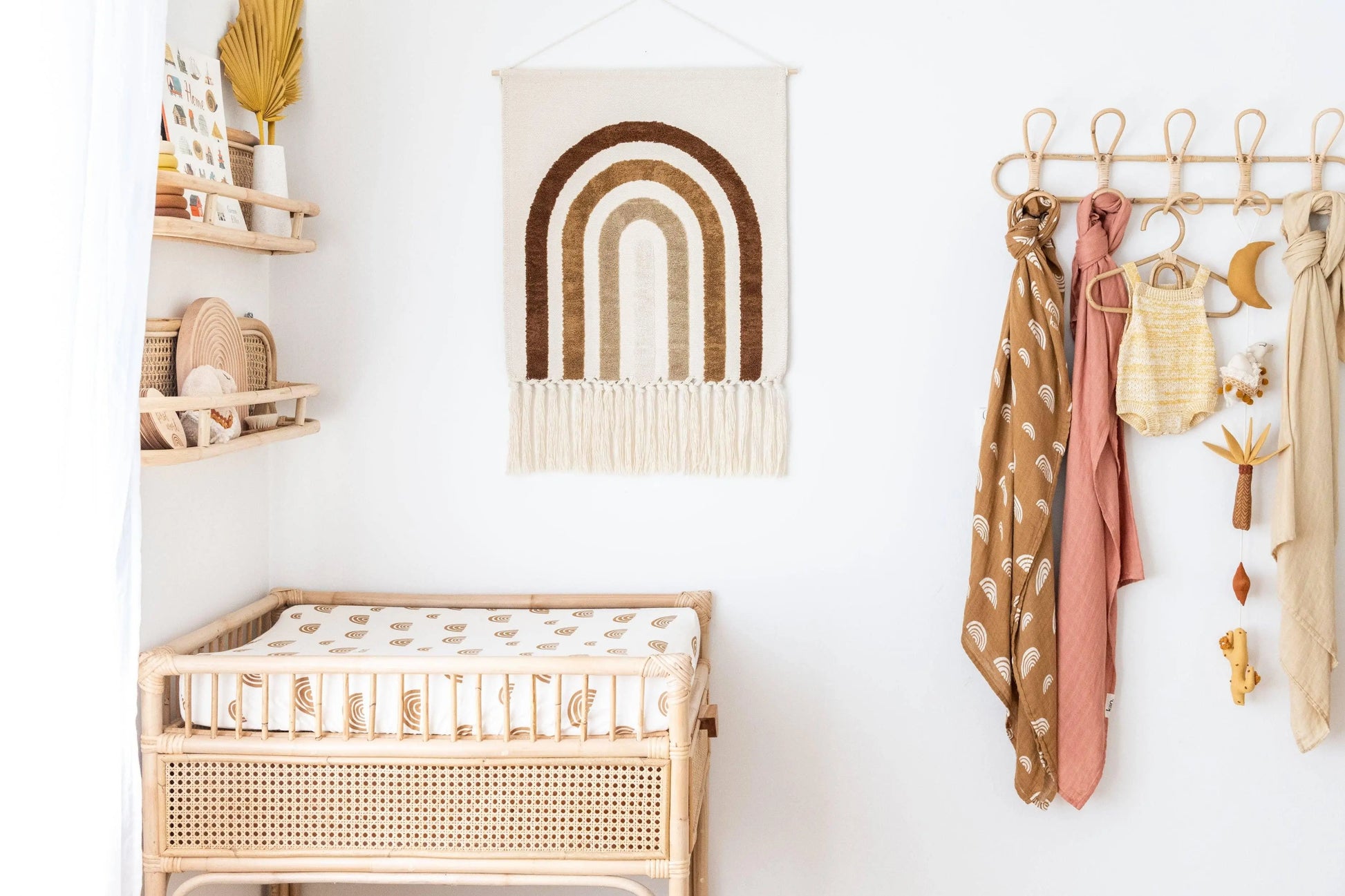 Kiin Baby Rainbow Wall Tapestry