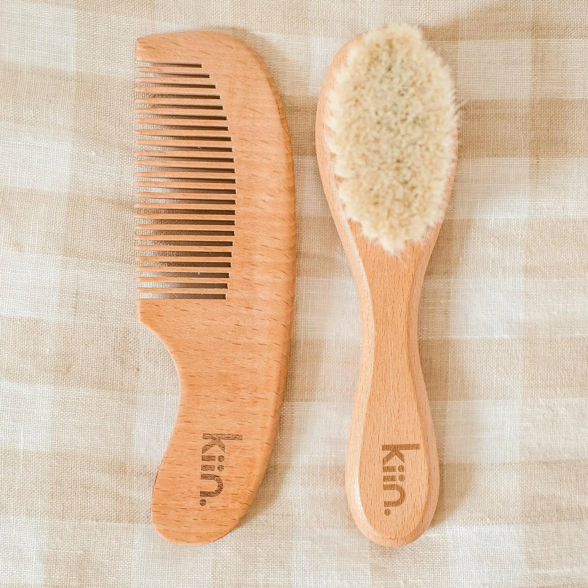 Kiin Baby Wooden Baby Brush + Comb Set