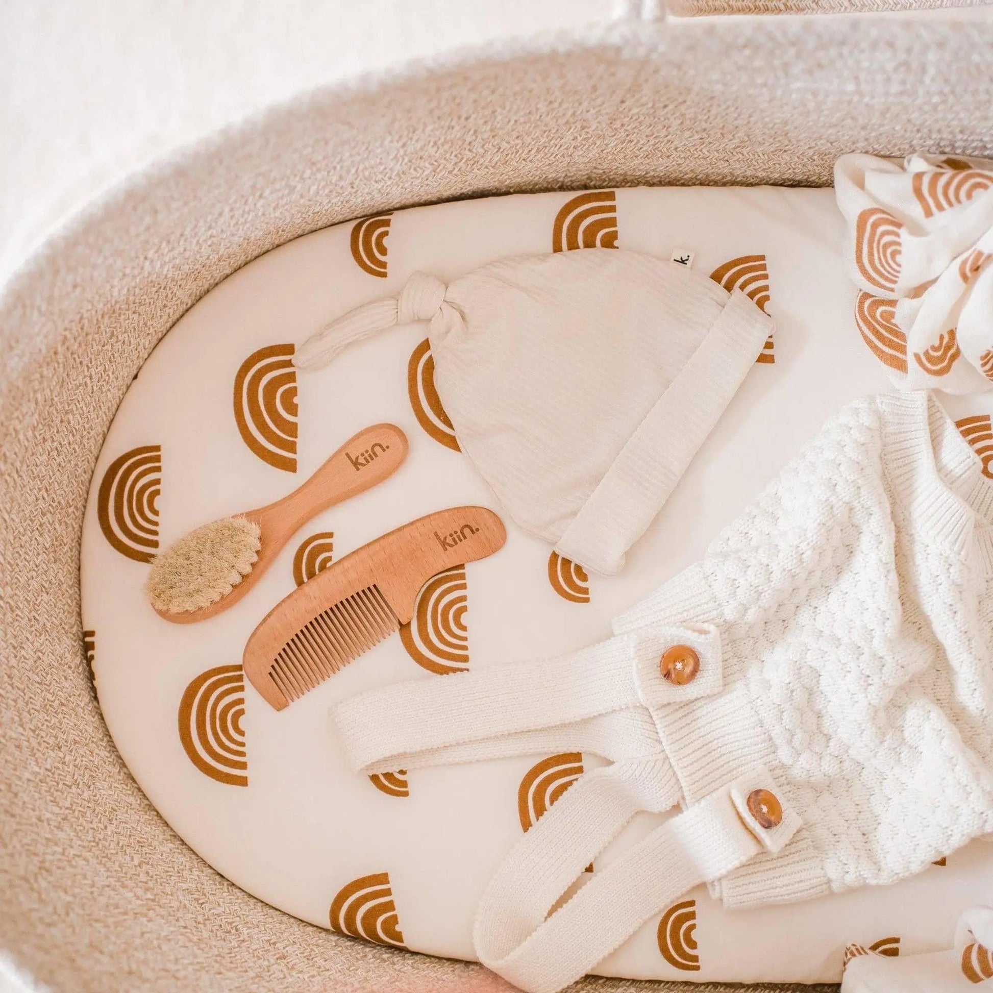Kiin Baby Wooden Baby Brush + Comb Set