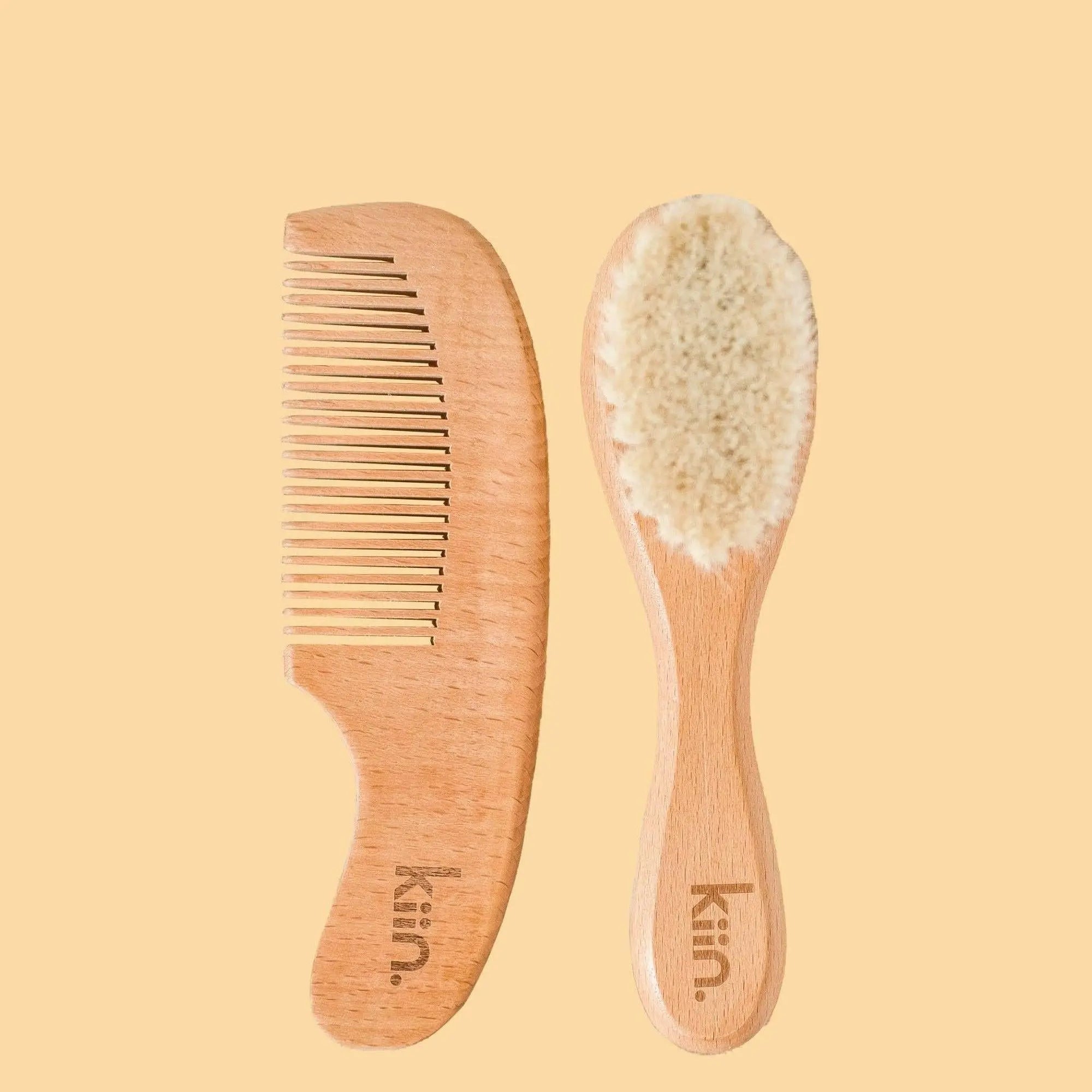 Kiin Baby Wooden Baby Brush + Comb Set