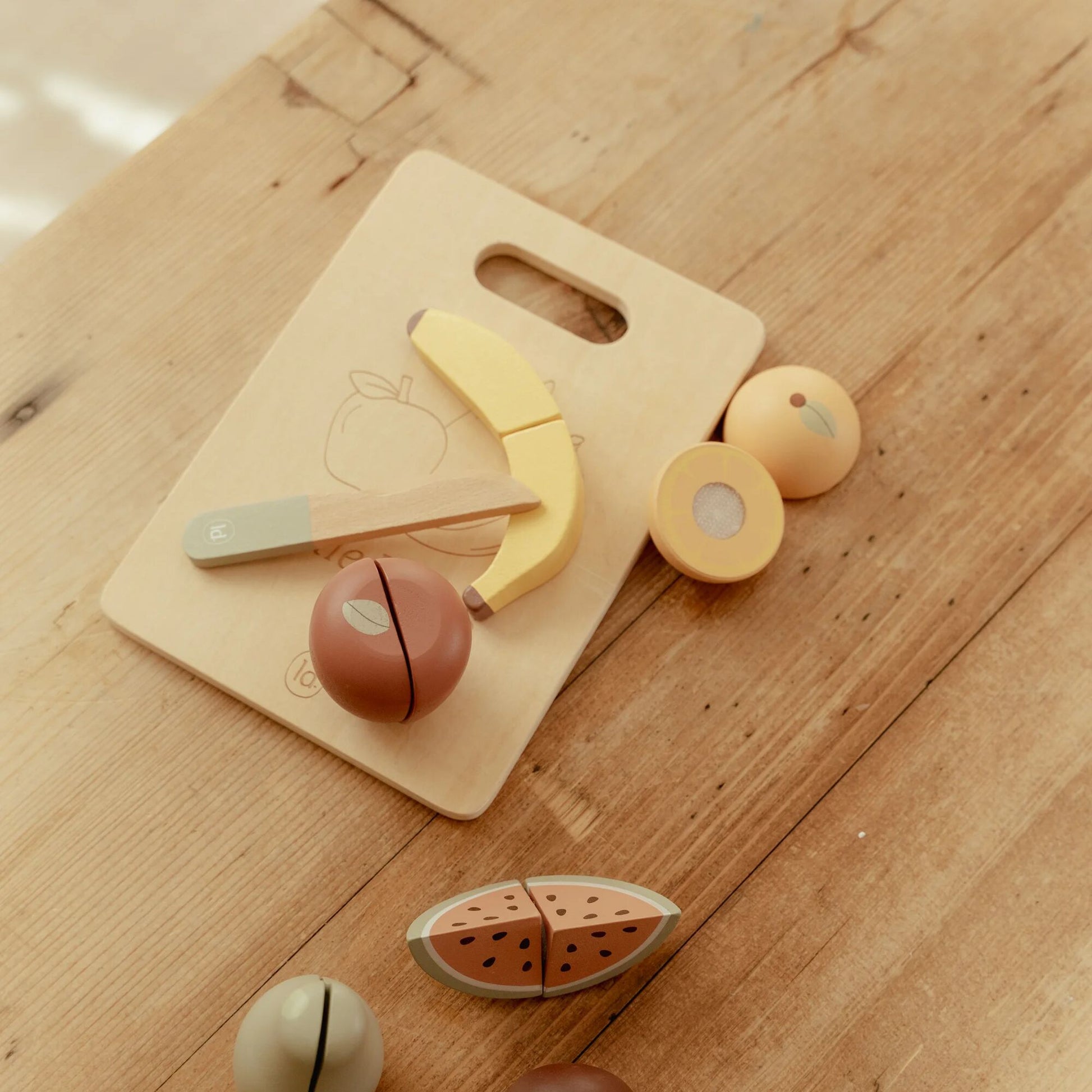 Wooden Slicing Fruit