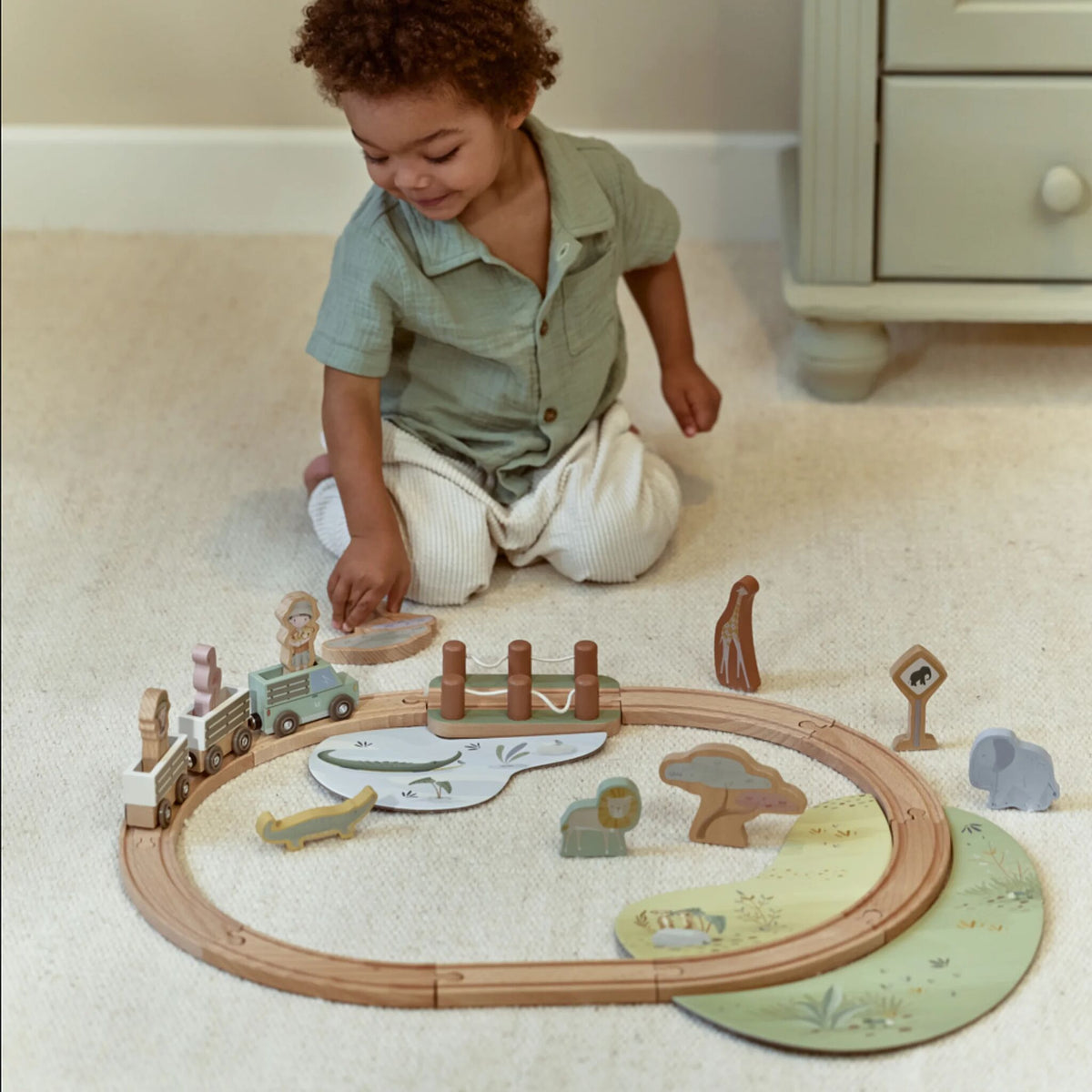 Wooden train set safari car and trailers