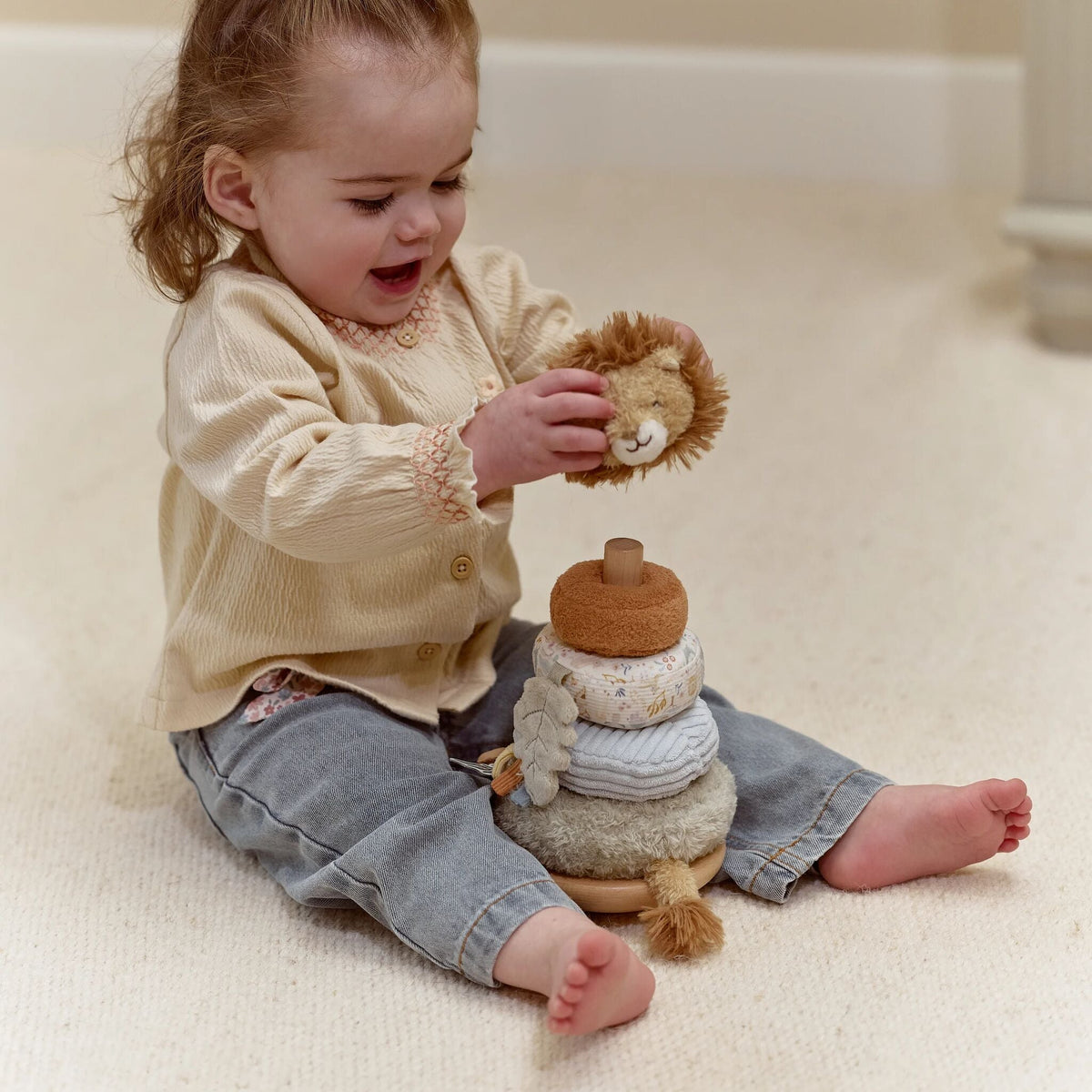 Tumble Stacker lion head topper