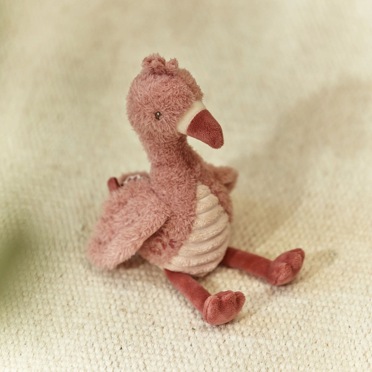 Cuddle Flamingo 17cm side view