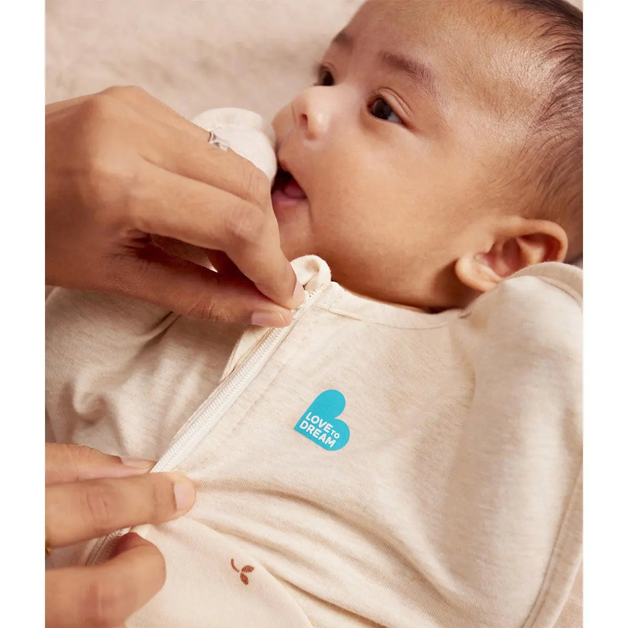 Swaddle Up™ 1.5 TOG Cotton Oatmeal Twigs