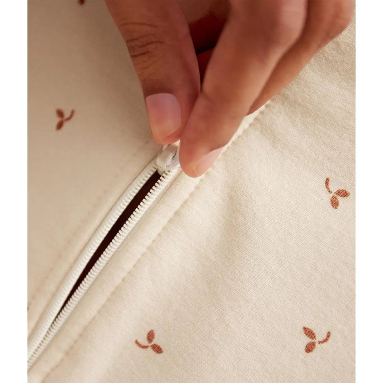 Swaddle Up™ 1.5 TOG Cotton Oatmeal Twigs