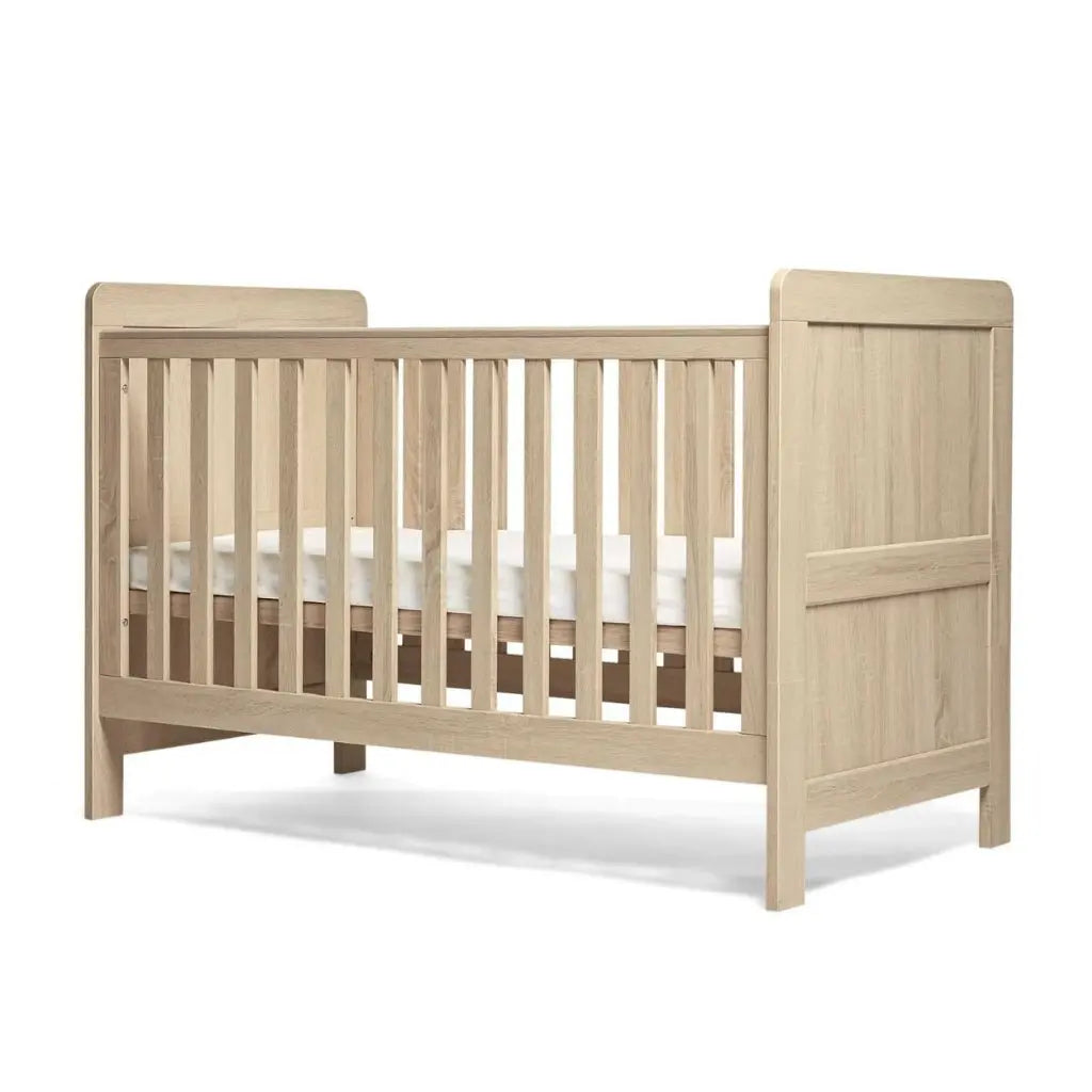 Mamas & Papas Atlas Cot bed
