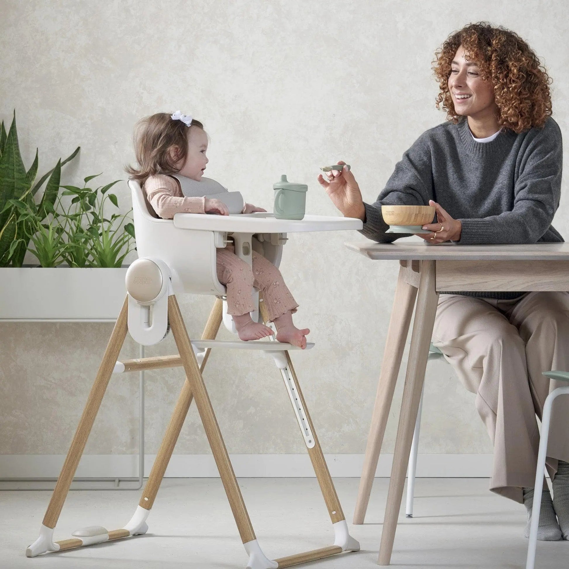 Mamas & Papas Eno Highchair – Cashmere