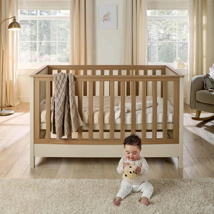 Mamas & Papas Harwell 5 Piece Set with Cot Bed, Dresser Changer, Mattress, Fitted Sheets & Mattress Protector