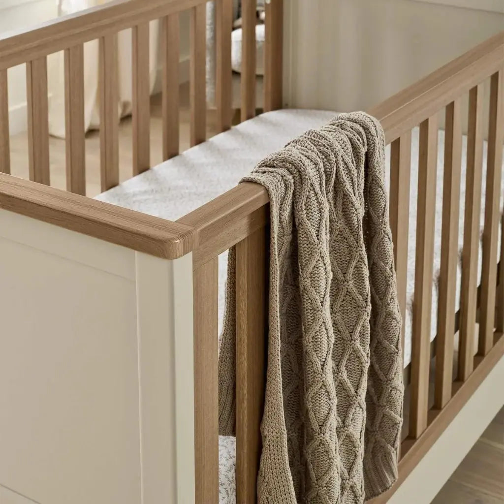 Mamas & Papas Harwell Cot Bed