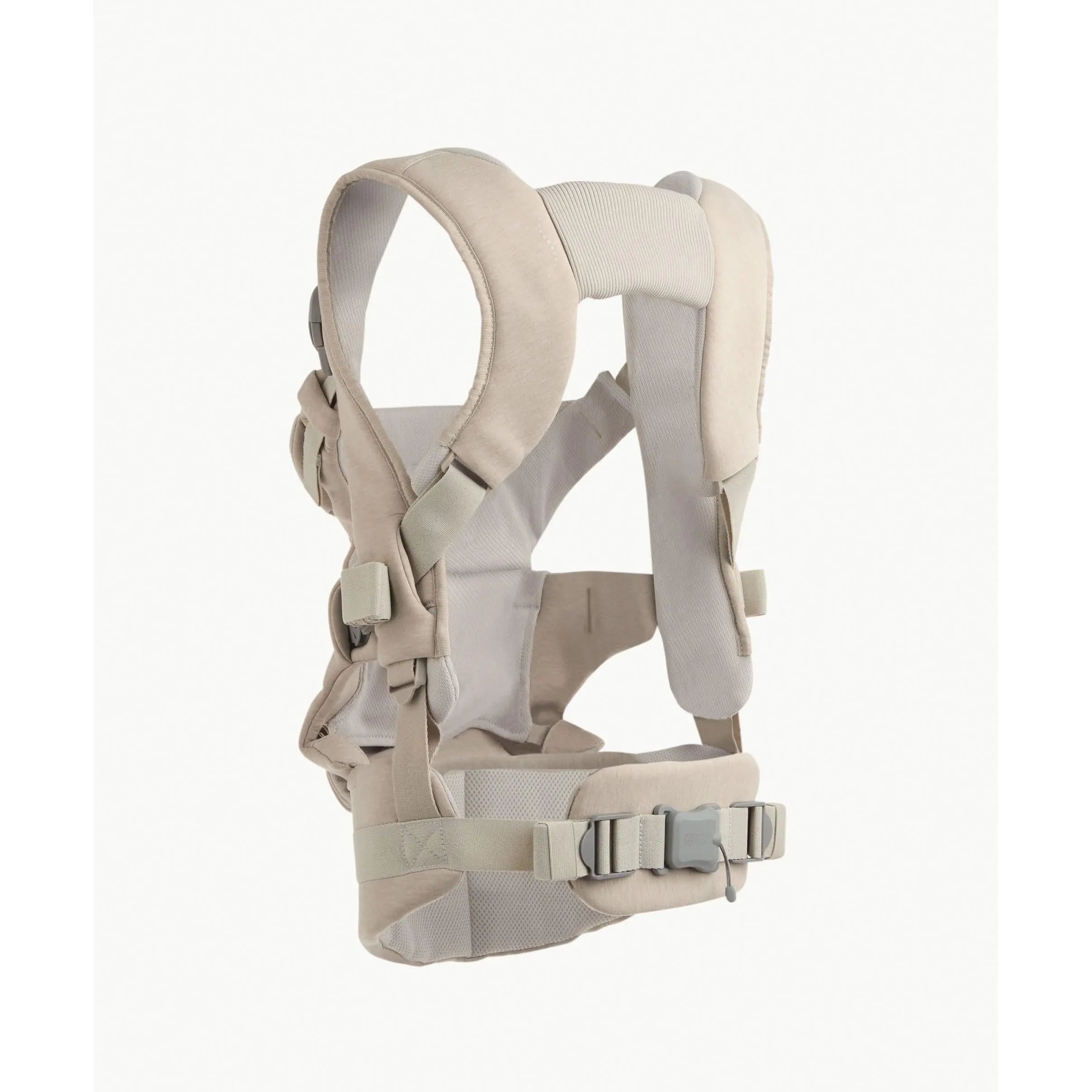 Mamas & Papas Kudo Cashmere — adjustable seat base and magnetic quick-clip connectors detail