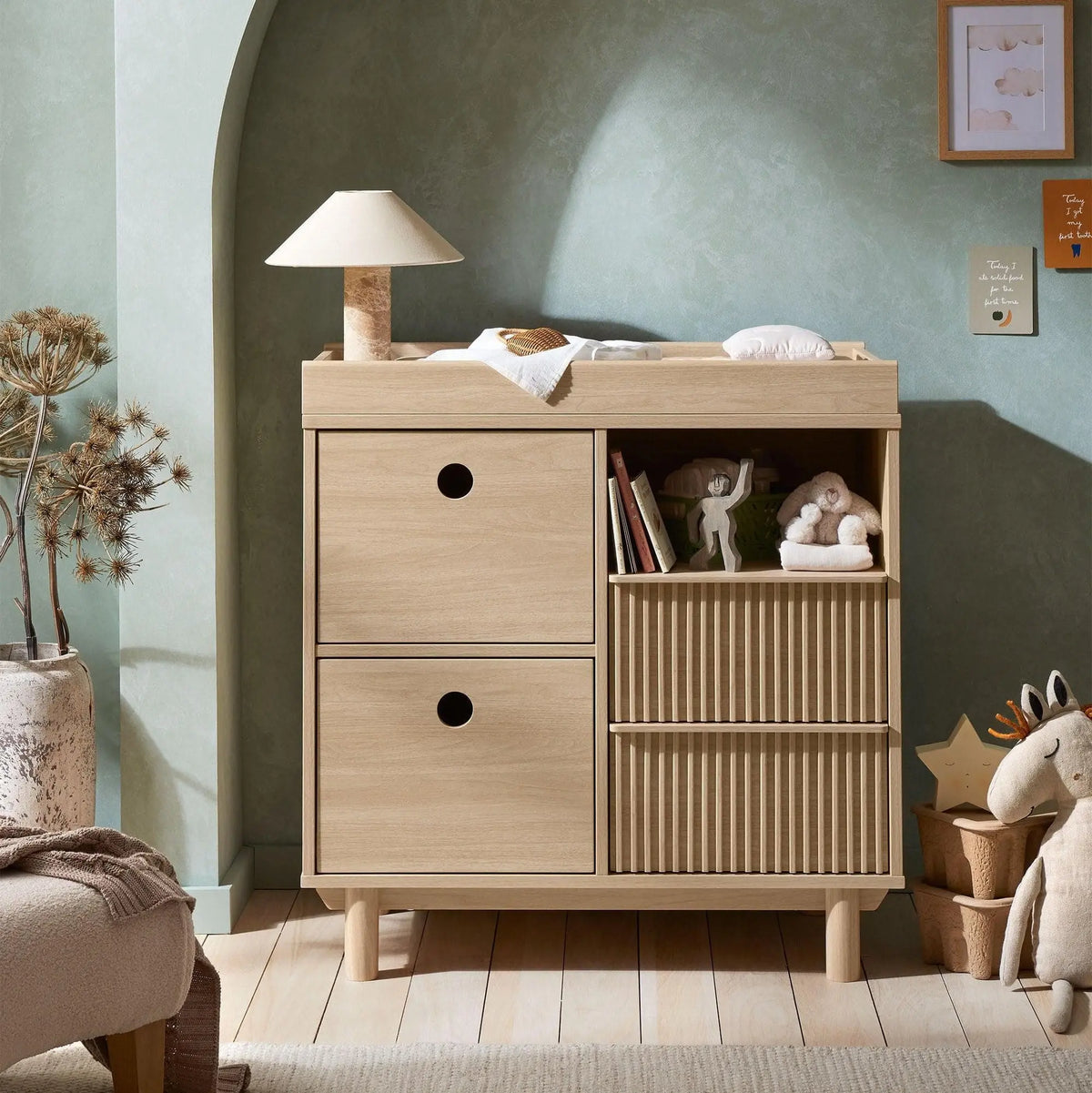 Mamas & Papas Oska narrow 2 drawer dresser changer in oak