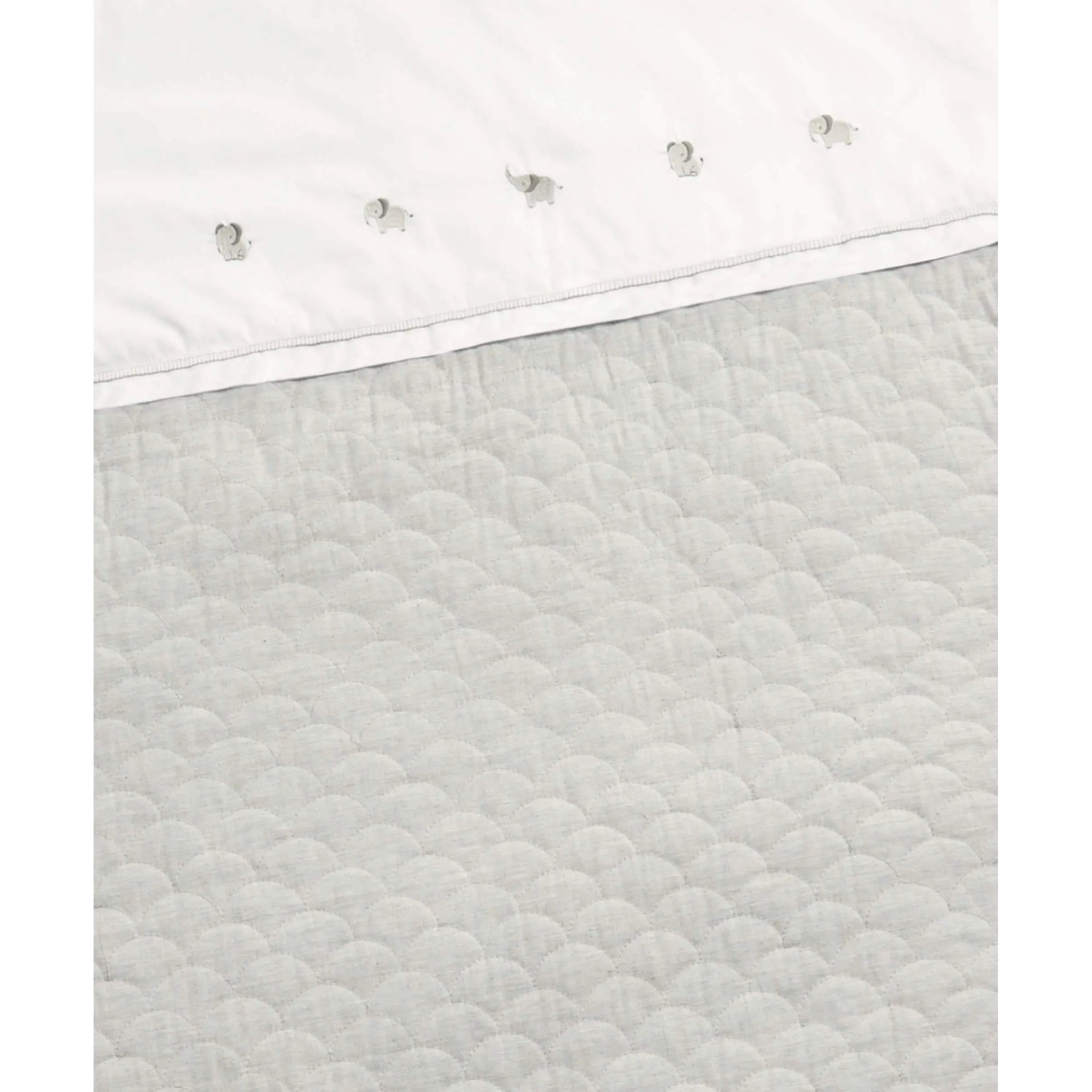 WTTW Elephant 4 Tog Quilt — scallop quilted chambray detail, W110 × L120cm, 12 months+