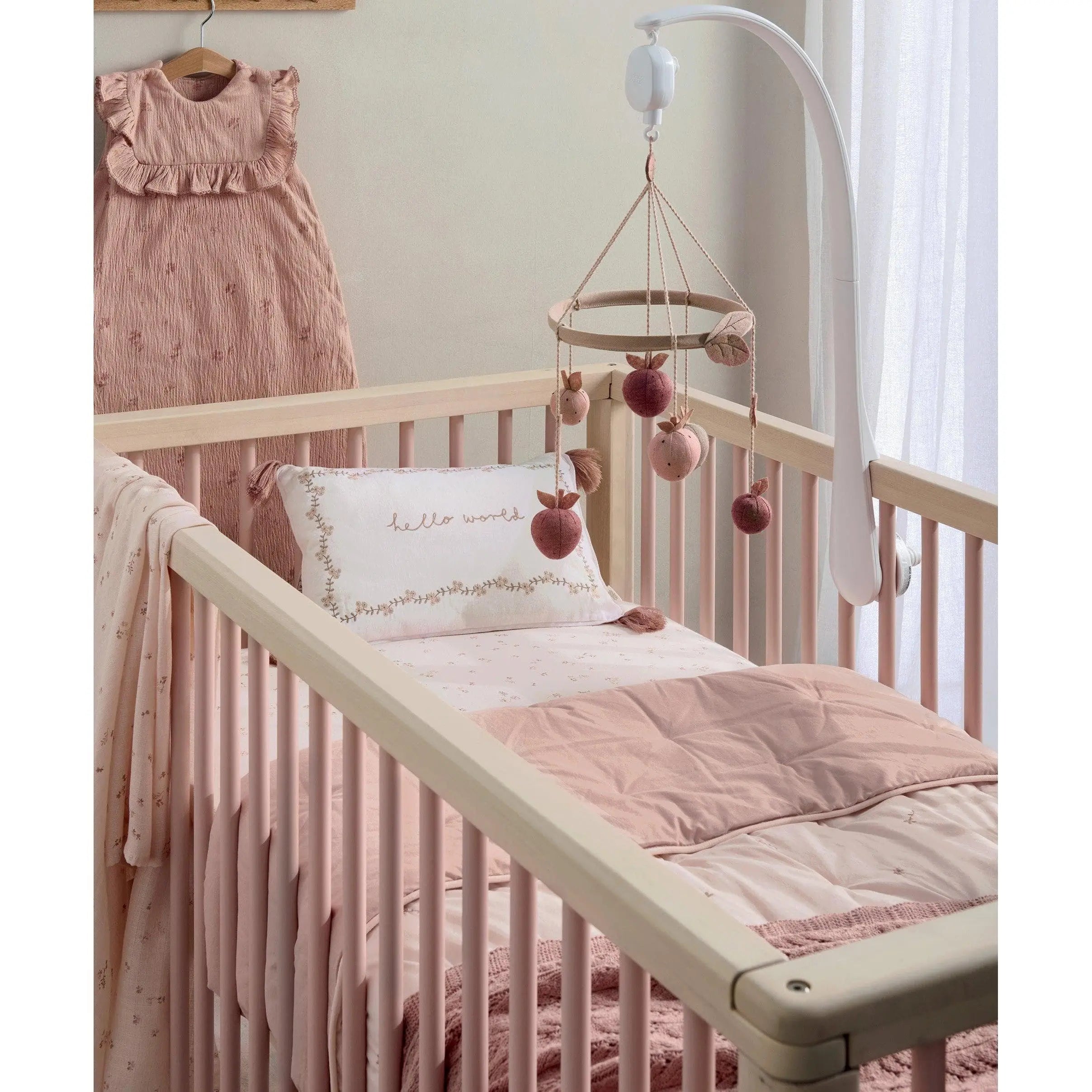 WTTW Wildflower cot quilt — close-up of floral embroidery on 100% cotton fabric