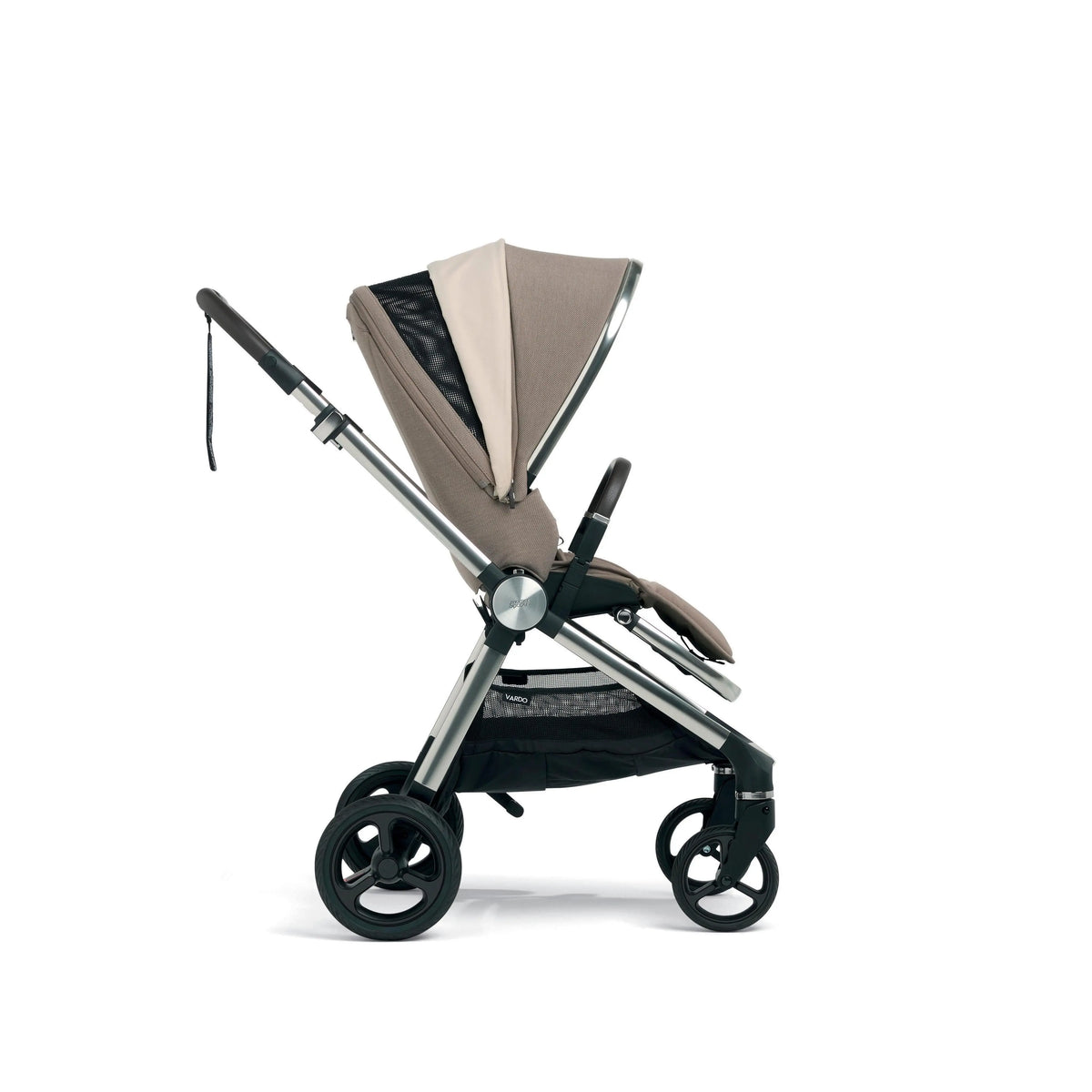 Mamas & Papas Vardo Heritage – adjustable handlebar height and classic chestnut leatherette detail